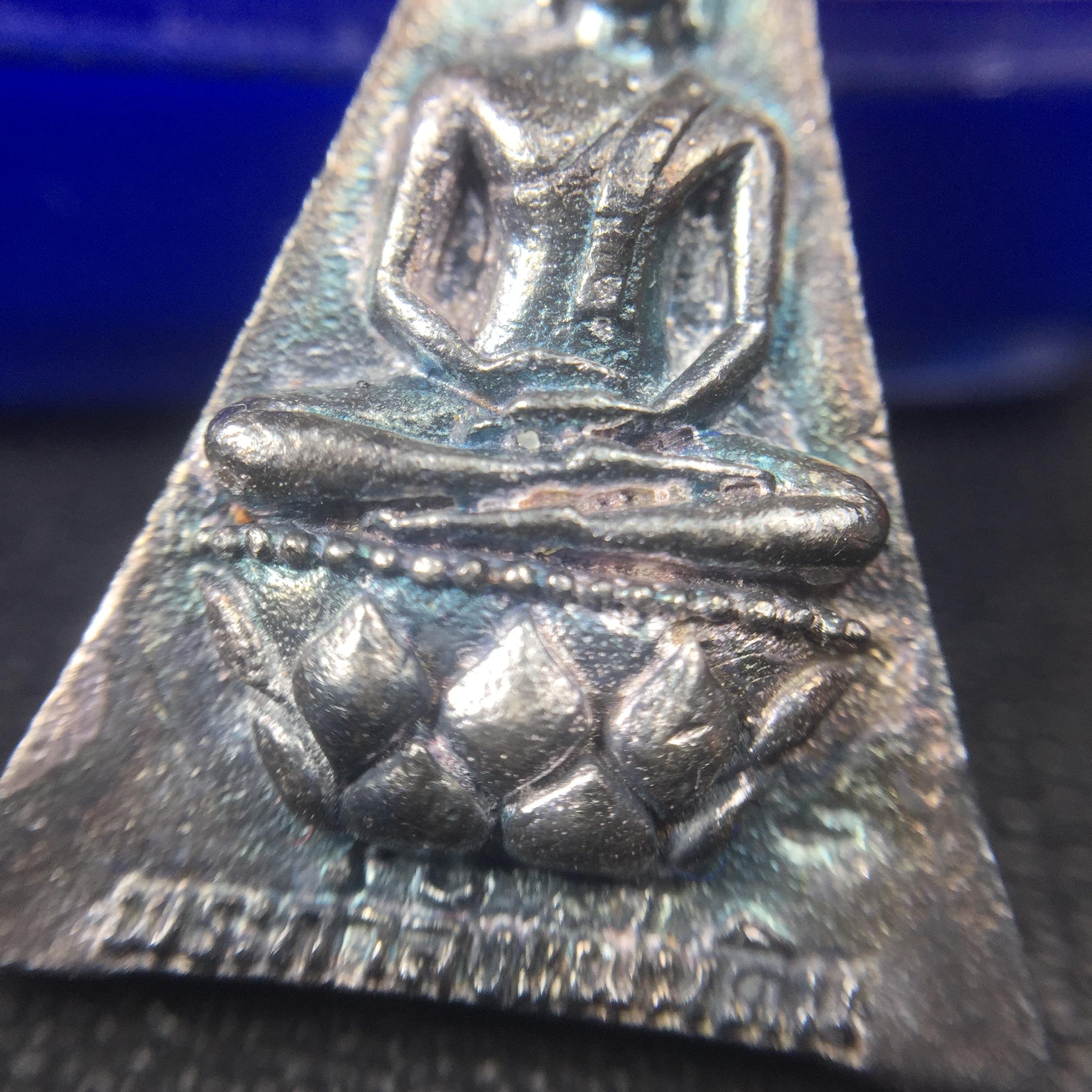 พระกำลังแผ่นดิน (สมเด็จจิตรลดา2) จัดสร้างเฉลิมพระเกียรติ ร.9 ครองราชย์ 50 ปี 2539 เนื้อเงิน+เนื้อนวโลหะ(สร้างน้อยหายาก)พร้อมกล่องบรรจุเดิม(1ใน2539องค์)