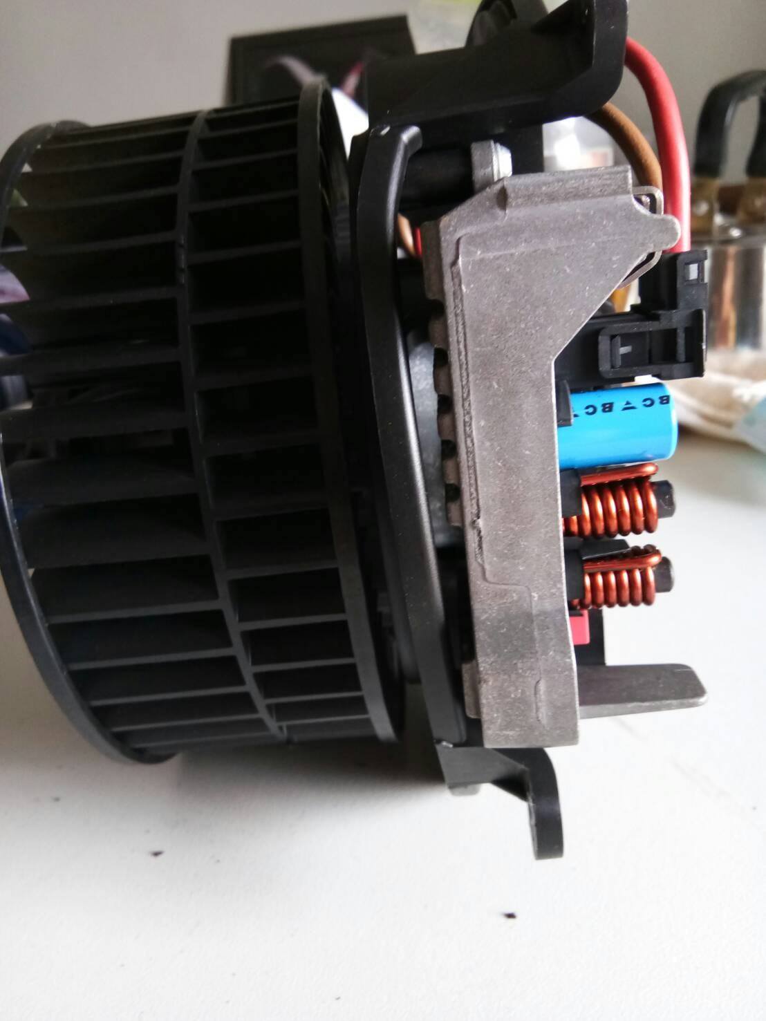 โบว์เวอร์แอร์BENZ W211