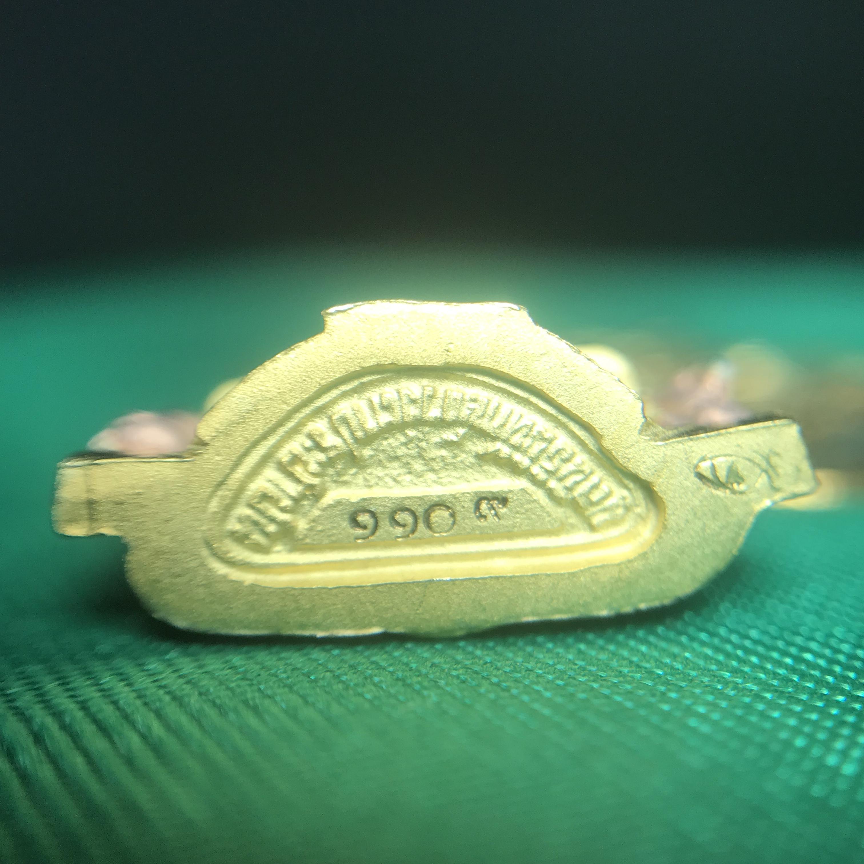 พระพุทธชินราช ภปร. ในวโรกาสพระราชพิธีมหามงคล เฉลิมพระชนมายุ6รอบ 5ธันวาคม2542) เนื้อเงินสามกษัตริย์ พิมพ์ขนาดกลาง พร้อมกล่องบรรจุ