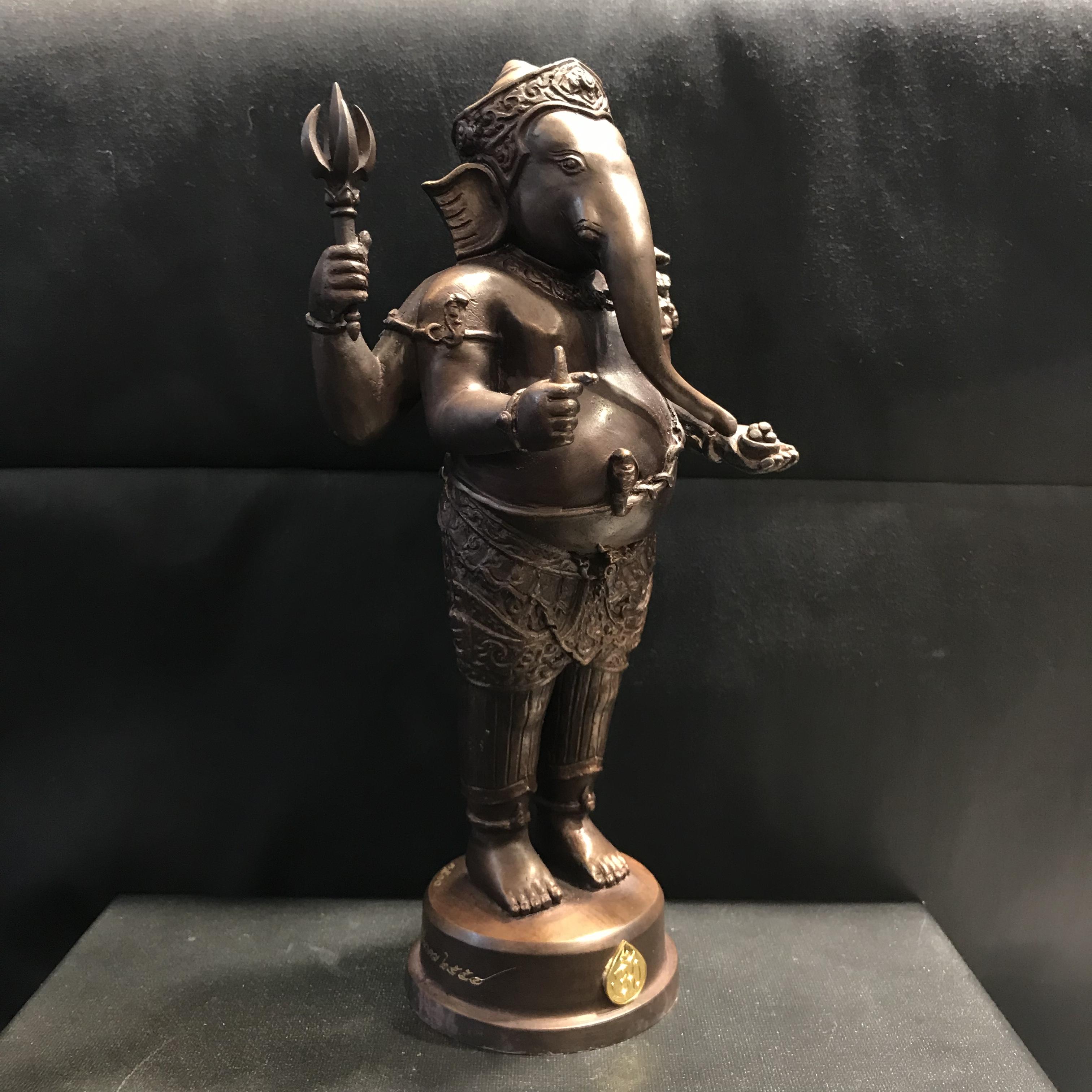 พระพิฆเนศ รุ่นครบรอบ100 ปี กรมศิลปากร ปี2556 ขนาดบูชา ปางประทานพร(องค์ยืน)สูง 10 นิ้วครึ่ง No.3510