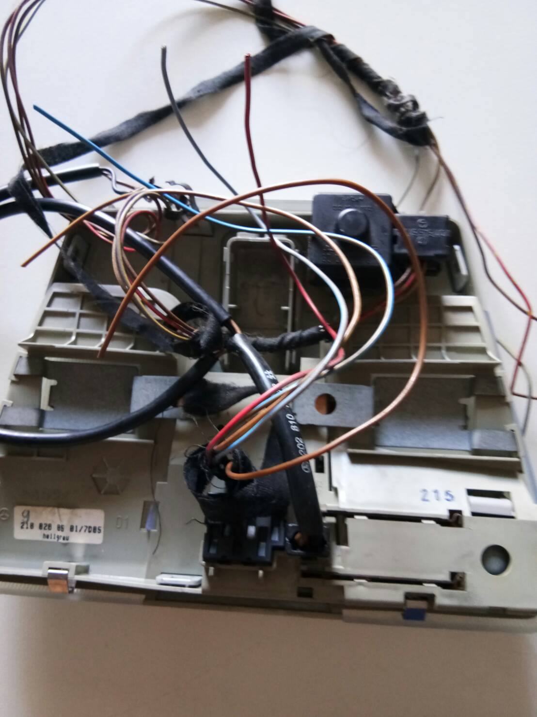 โคมไฟในเก๋งBENZ W210