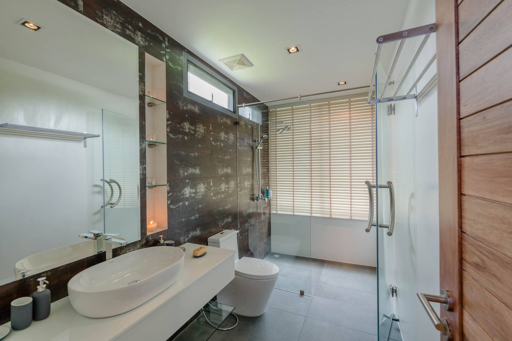 For Sale : BangTao Private Luxury Pool Villa, 10 bedrooms 10 Bathrooms