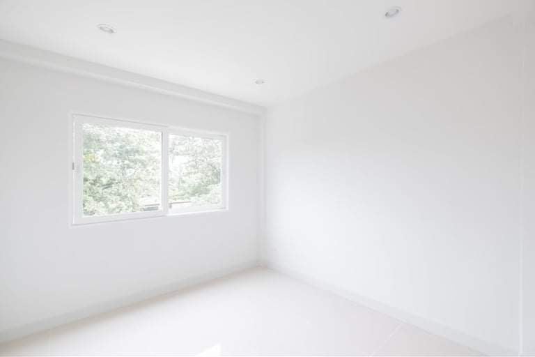 For Sales : Kohkaew, 3-Storey Commercial Builing, 4 Bedrooms 3 Bathrooms, 18 Sqw.