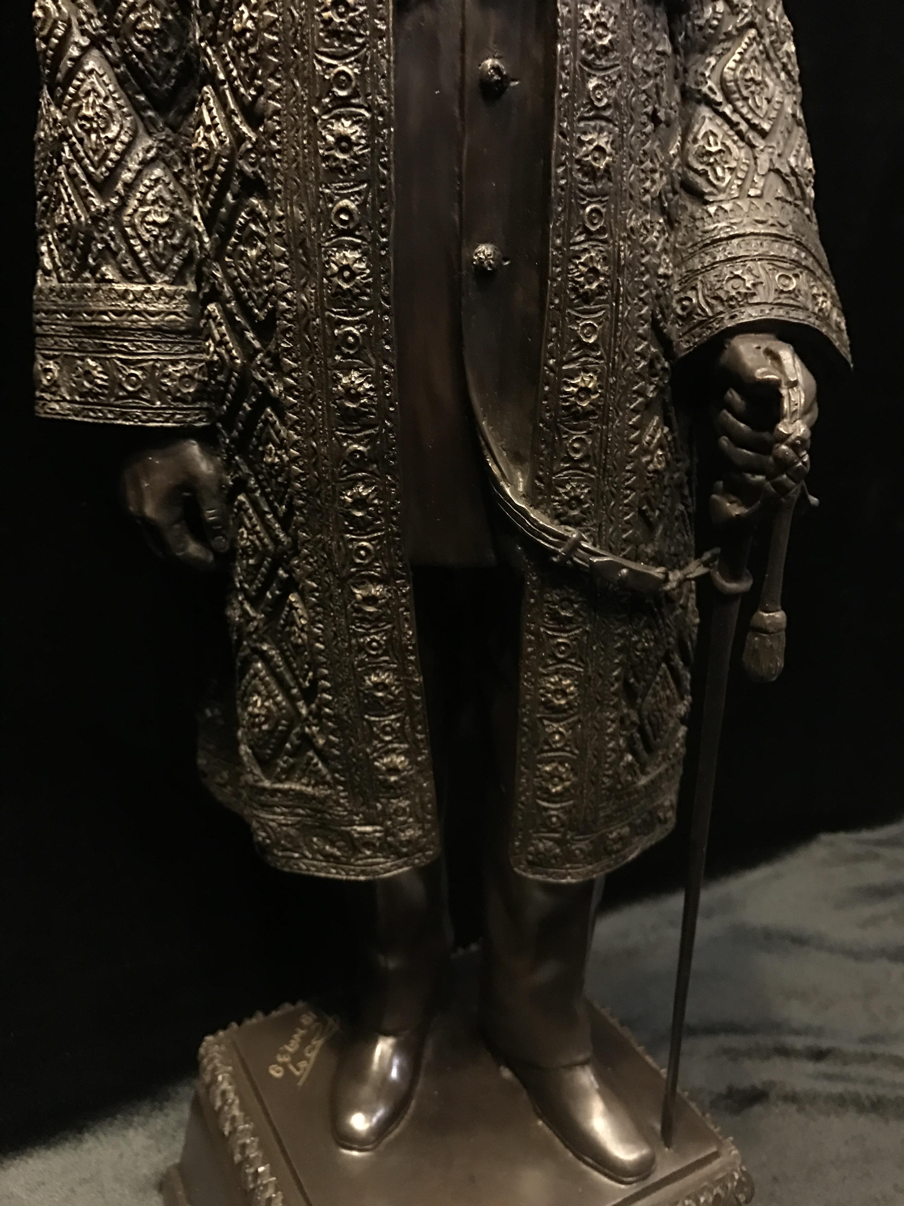 พระบรมรูปจำลองในหลวง รัชกาลที่ ๙ จัดสร้างโดย สมาคมศิษย์เก่าวิทยาศาสตร์ จุฬาลงกรณ์มหาวิทยาลัยและคณะวิทยาศาสตร์ จุฬาลงกรณ์มหาวิทยาลัย ปี2539(พร้อมกล่องบรรจุเดิมและใบรับรองจากผู้จัดสร้าง)