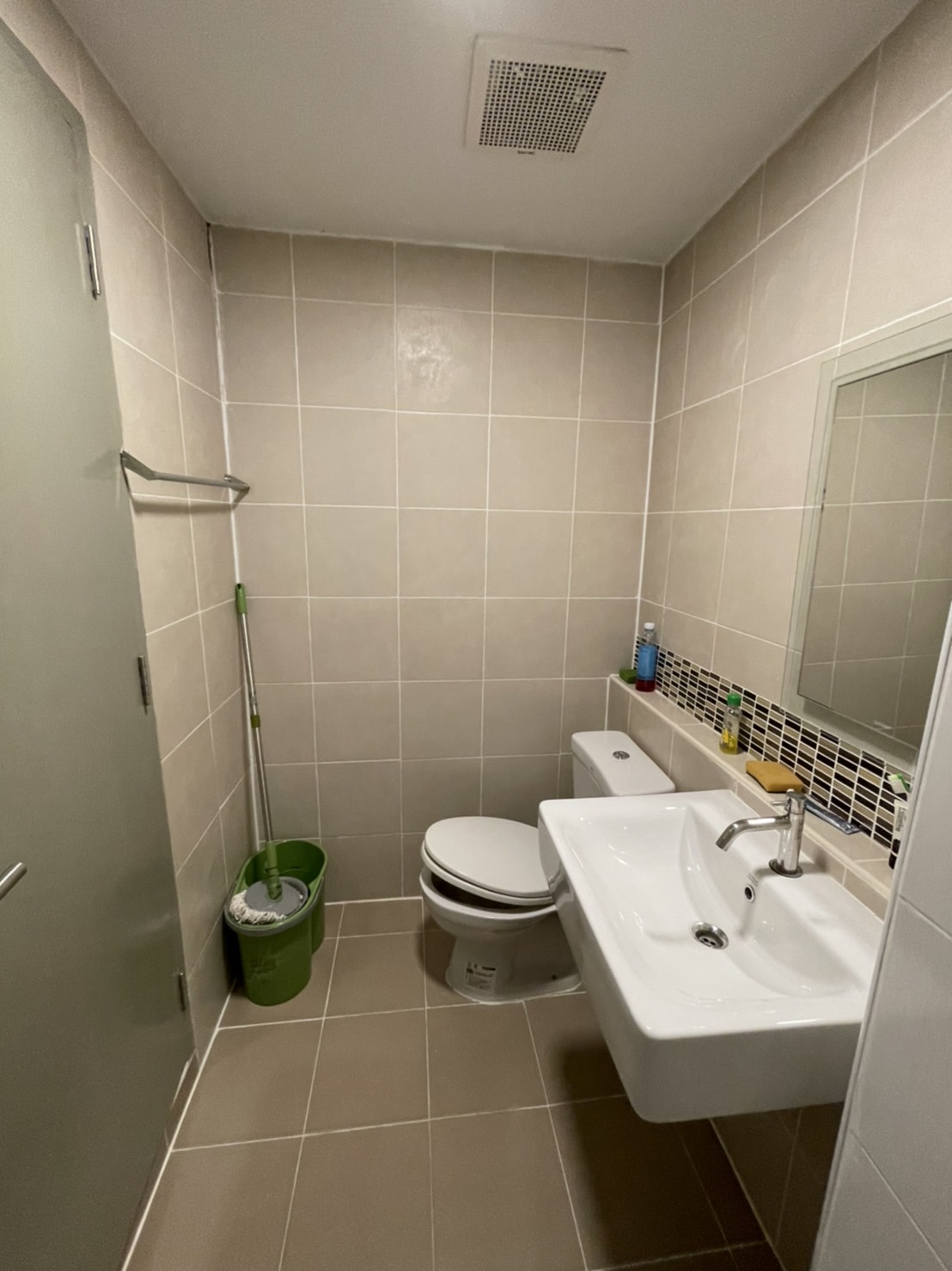 For Rent : Kathu, Dcondo Creek, 1 bedroom 1 bathroom, 8th flr.