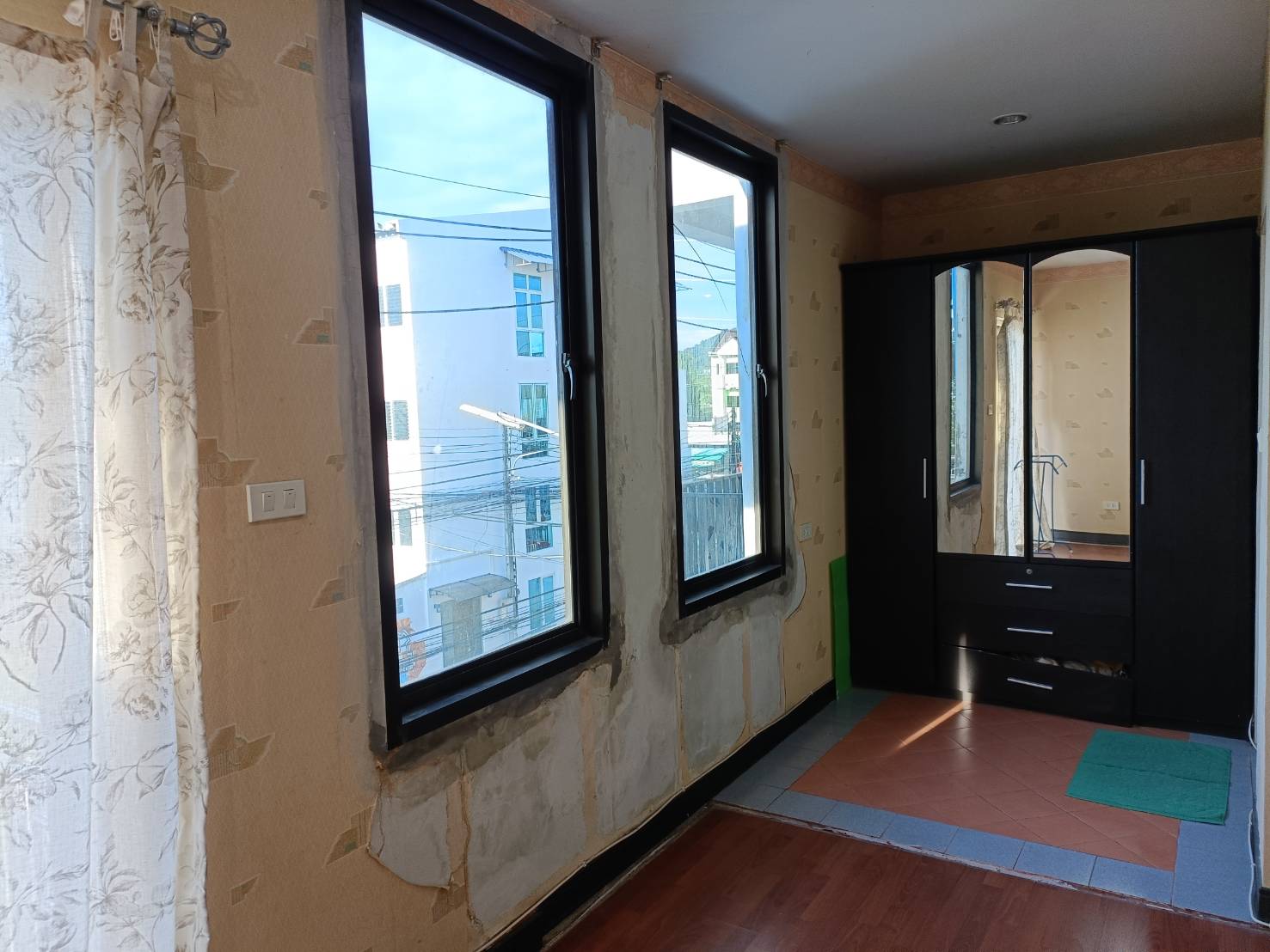 For Rent : 2-Story Town Home @Chalong Parkview, 2 Bedrooms 3 Bathrooms