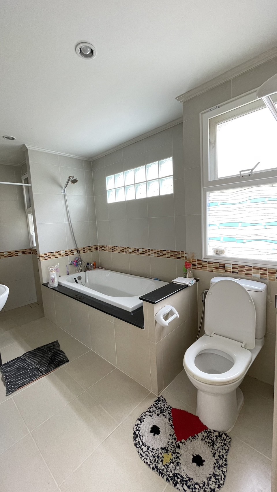 For Rent : Thalang Private House, 4 bedrooms 3 bathrooms