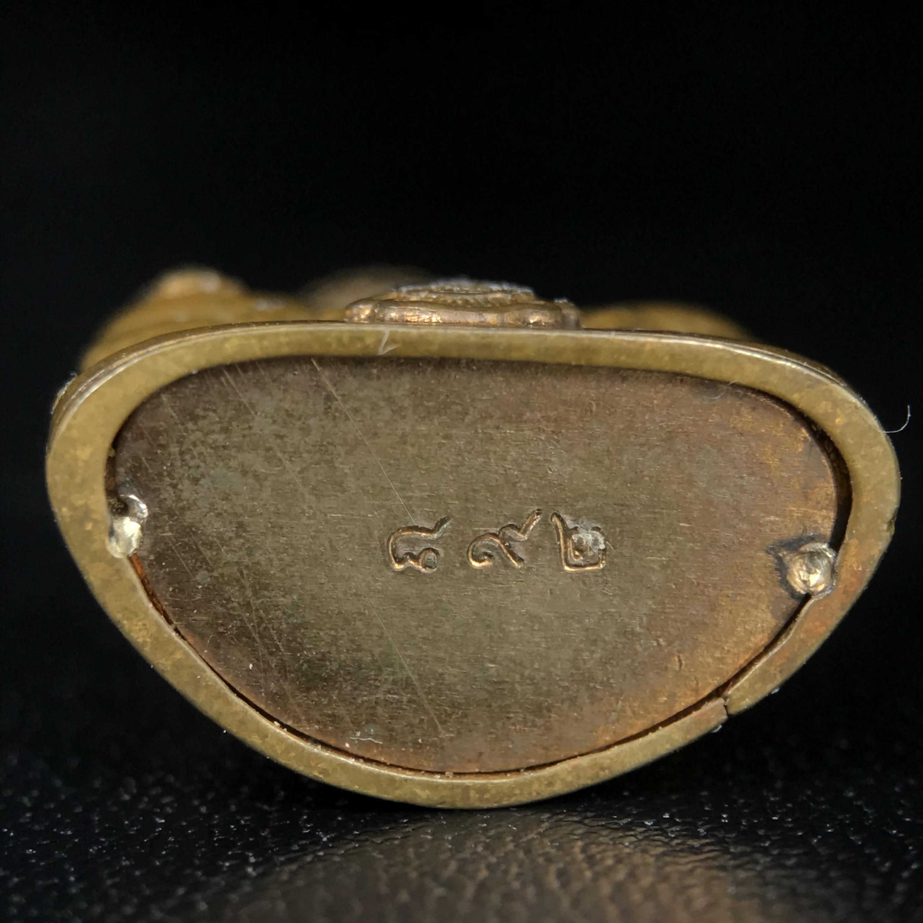 พระกริ่งไพรีพินาศ บรรจุเหล็กไหล ครั้งแรกและครั้งเดียวในประวัติศาสตร์ เฉลิมพระเกียรติ พระบาทสมเด็จพระเจ้าอยู่หัวรัชกาลที่9 พระชนมพรรษา 6 รอบ ปี2542 เนื้อสัมฤทธิ์(บรรจุเหล็กไหล)ดีนอก-ดีใน พิธีใหญ่ มวลสารเด่น (หายาก)