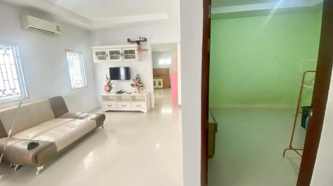 For Rent : Chalong, Land and House 3 bedrooms 2 bathrooms