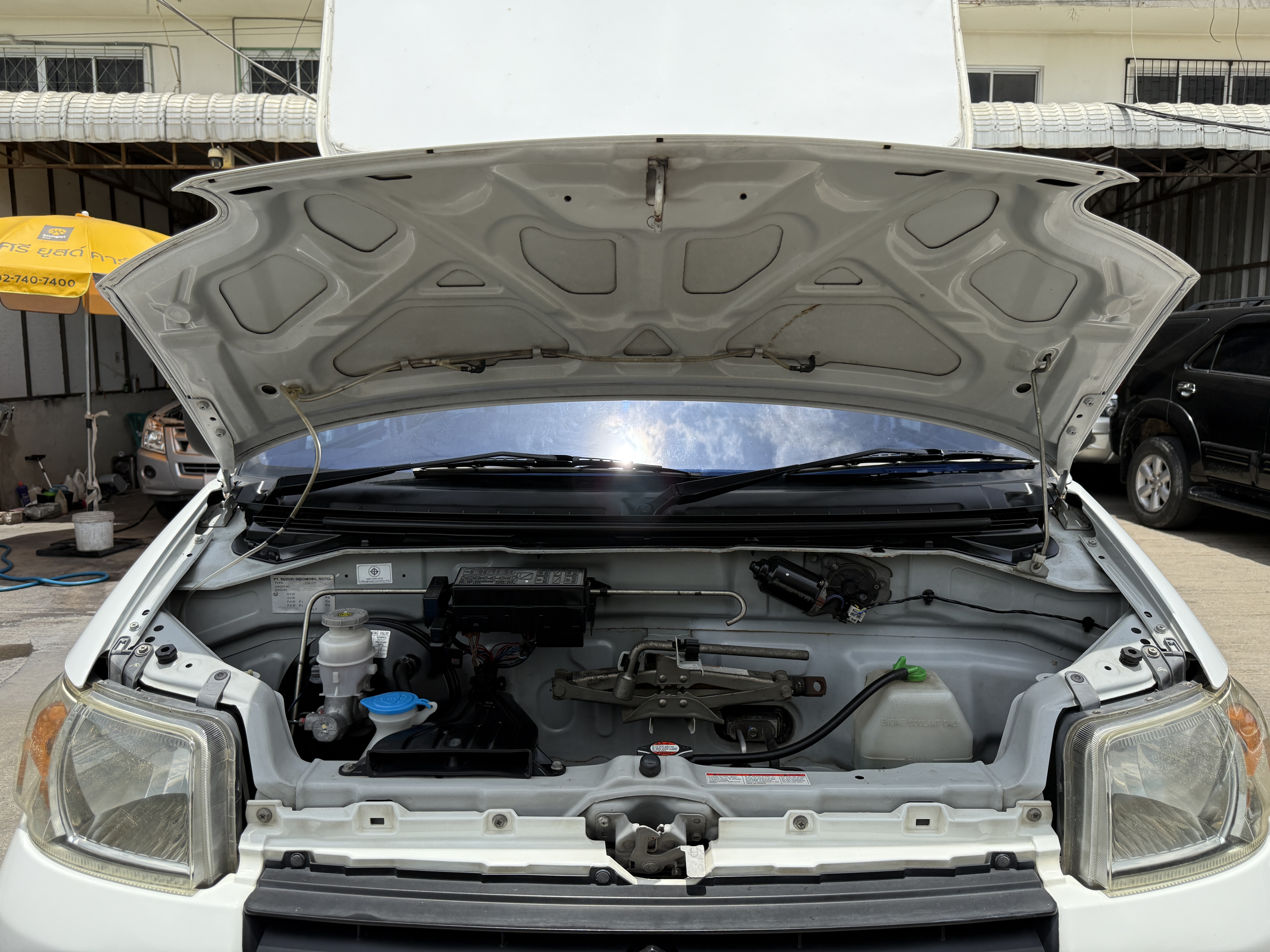 Suzuki Carry 1.6 2015 ขาว