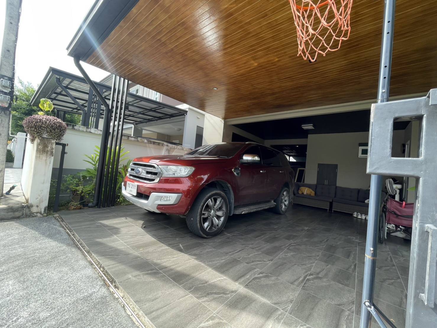 For Rent : Kohkaew, 2-story detached house, 4 Bedrooms 3 Bathrooms