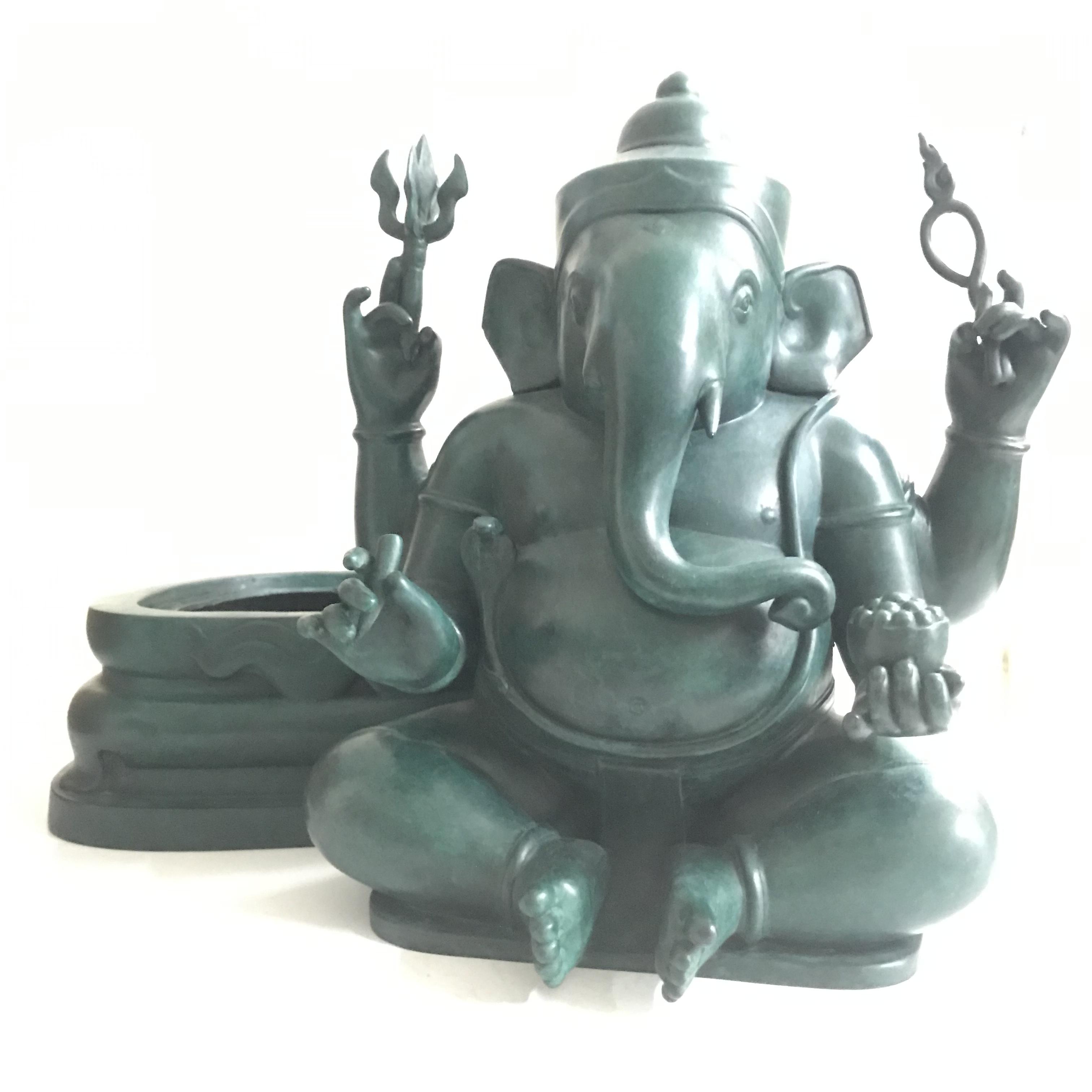 พระพิฆเนศวร 65 ปี คณะจิตรกรรม มหาวิทยาลัยศิลปากร ปี2551 ลอยองค์เนื้อสำริดขนาดหน้าตัก 9 นิ้ว(เนื้อสำริดเขียวพลาติน่า)