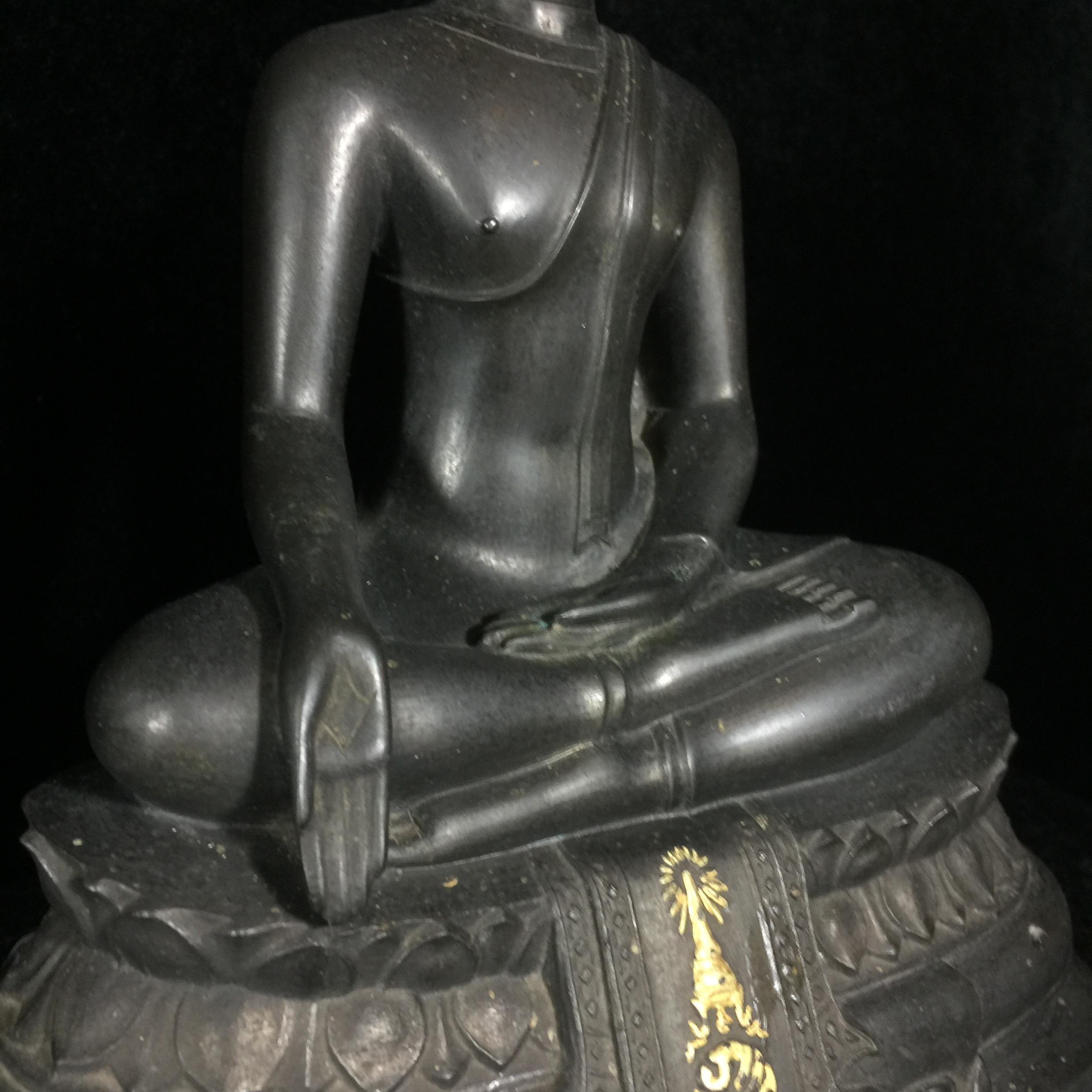 พระพุทธรูปบูชา ภปร ปี2508 วัดบวรนิเวศวิหาร บล็อกกษาปณ์(หนังไก่) หน้าตัก5นิ้ว(ที่สุดของพระบูชา ภปร วัดบวรนิเวศวิหาร)