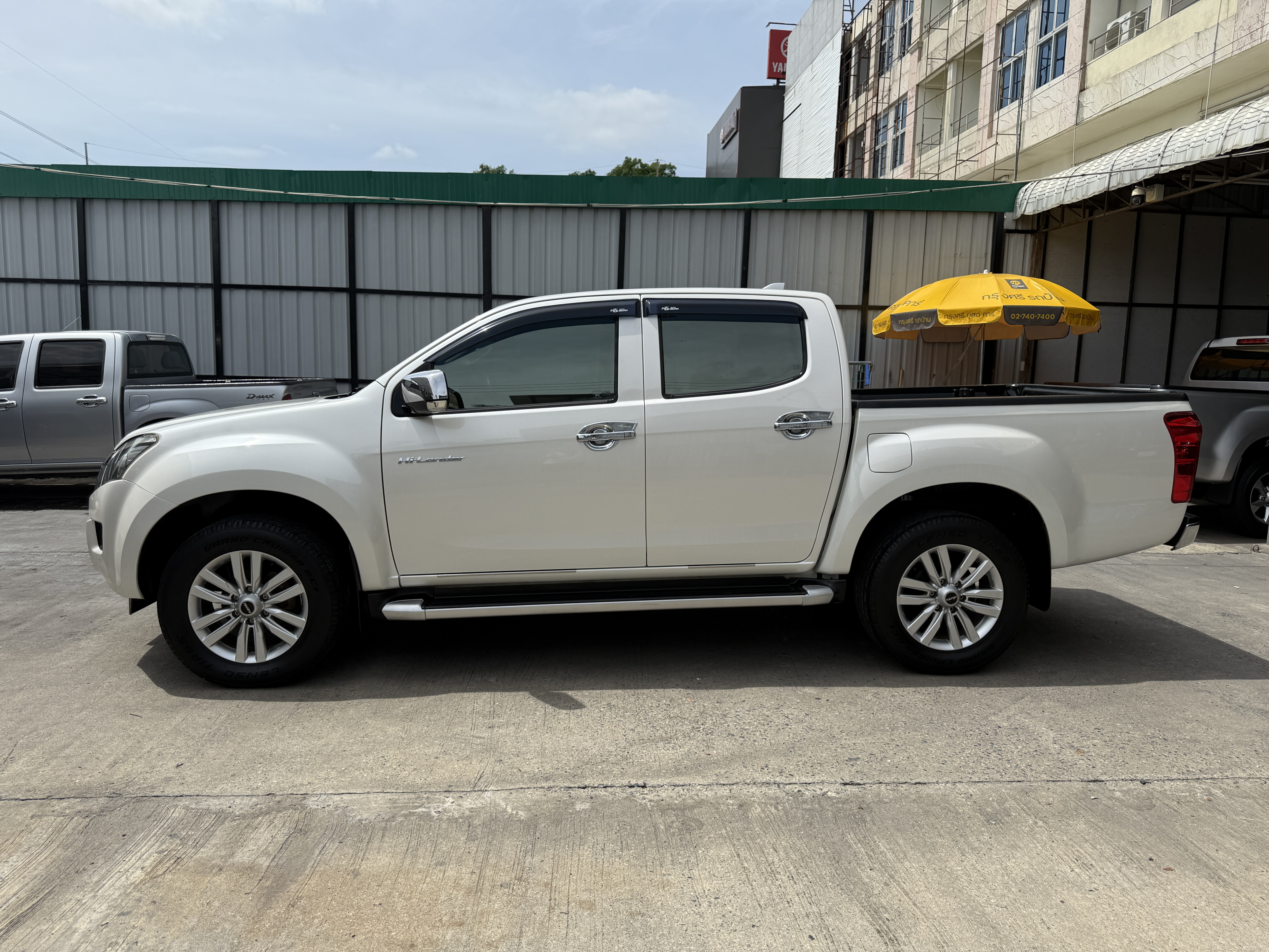 Isuzu Dmax All New 4ประตู Hilander 3.0 Vgs Z Prestige Navi 2013 ขาวมุก