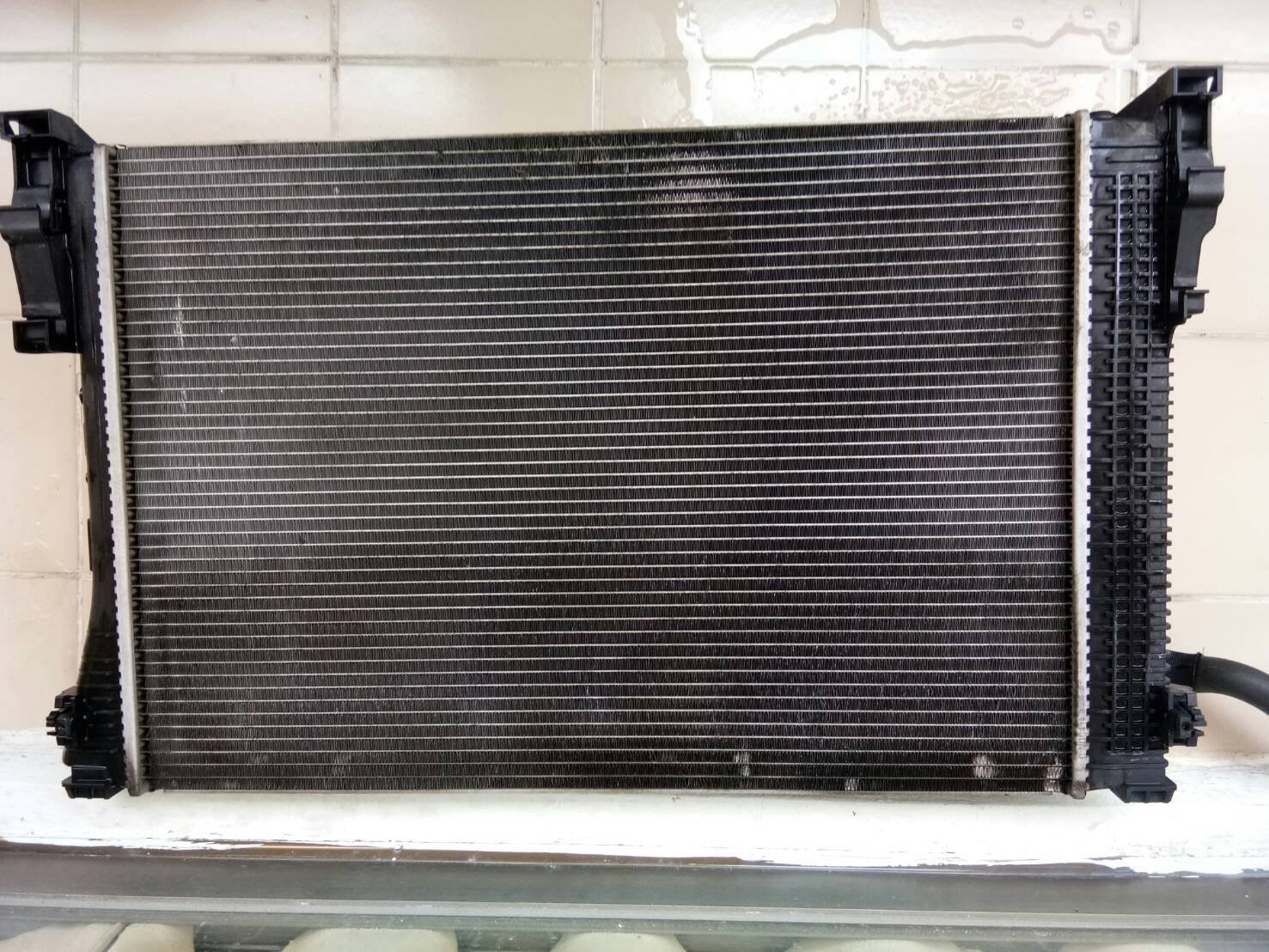 หม้อน้ำBENZ W204