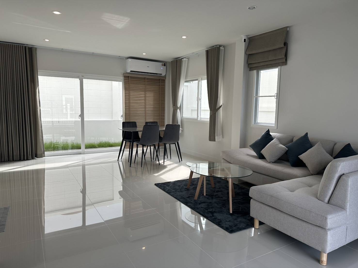 For Rent : Wichit, 2-Storey Twin House, 3 Bedrooms 3 Bathrooms