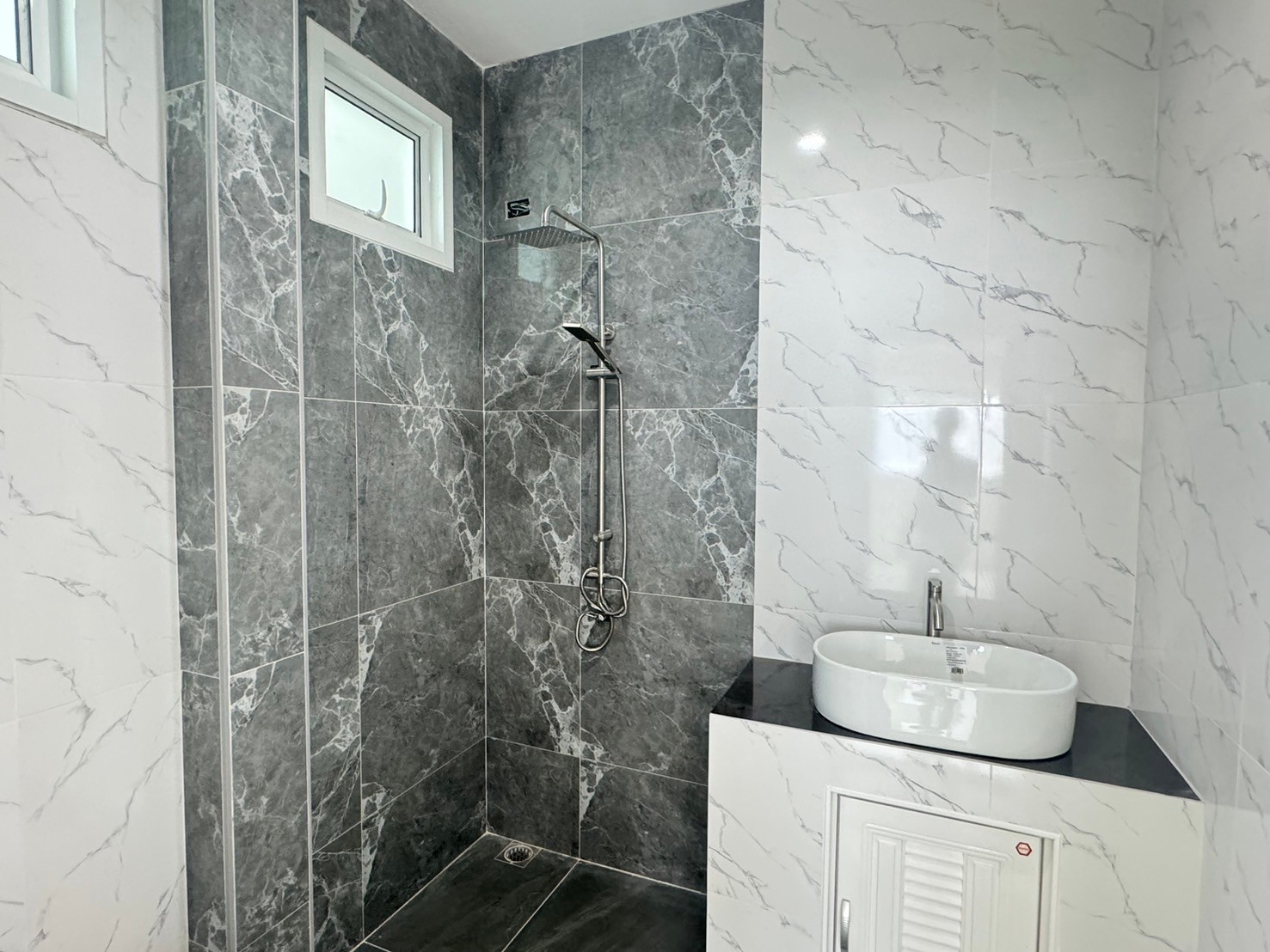 For Sales : Kohkaew, Semi-detached house, 3 bedroom 2 bathroom