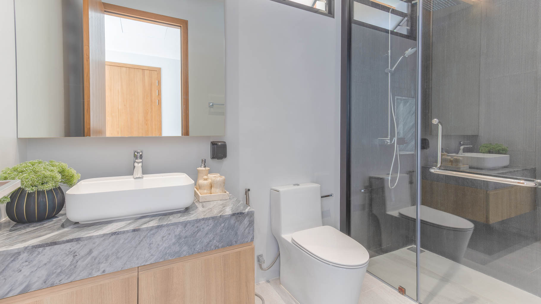 For Sales : Thalang, Luxury private pool villa, 4 bedrooms, 4 bathrooms