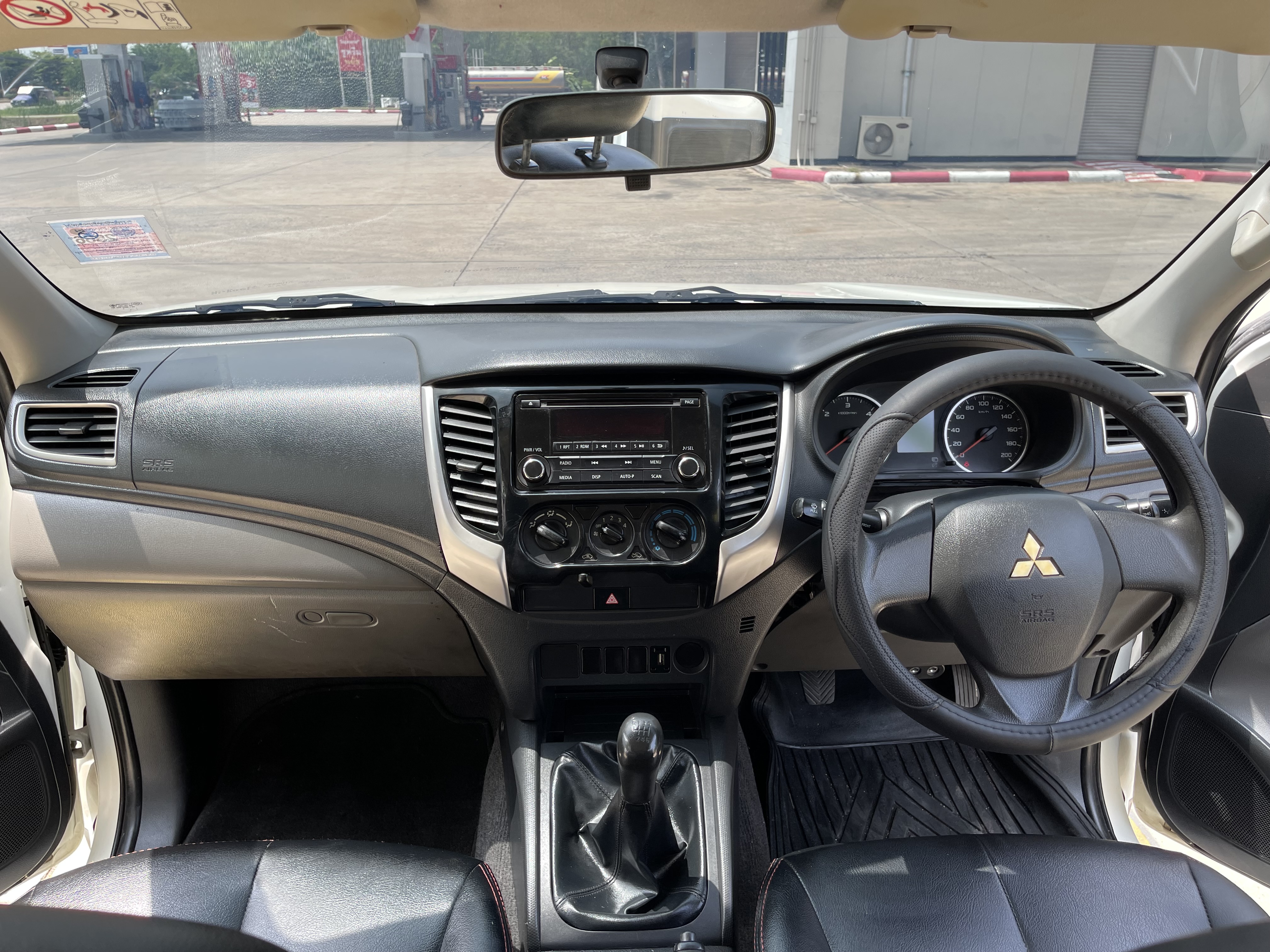 Mitsubishi Triton All New Cab 2.5 GLX Plus 2015 ขาวมุก