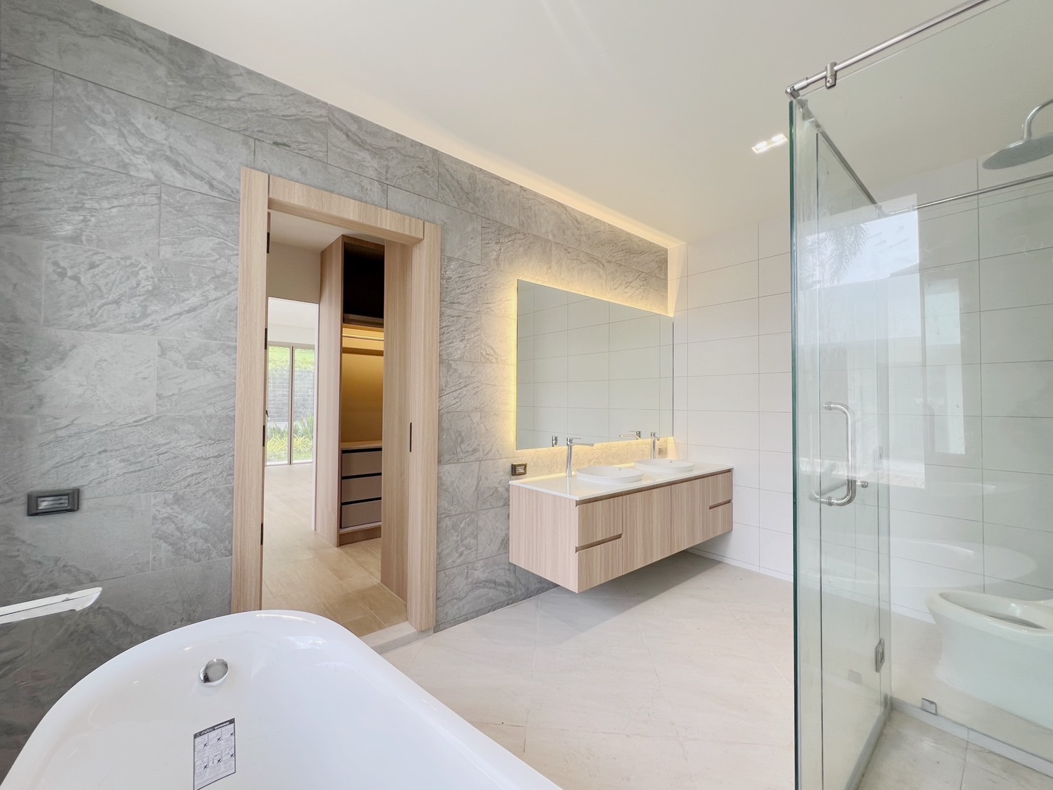 For Sales : Kathu, Loch Palm Villa, 4 Bedrooms 6 Bathrooms