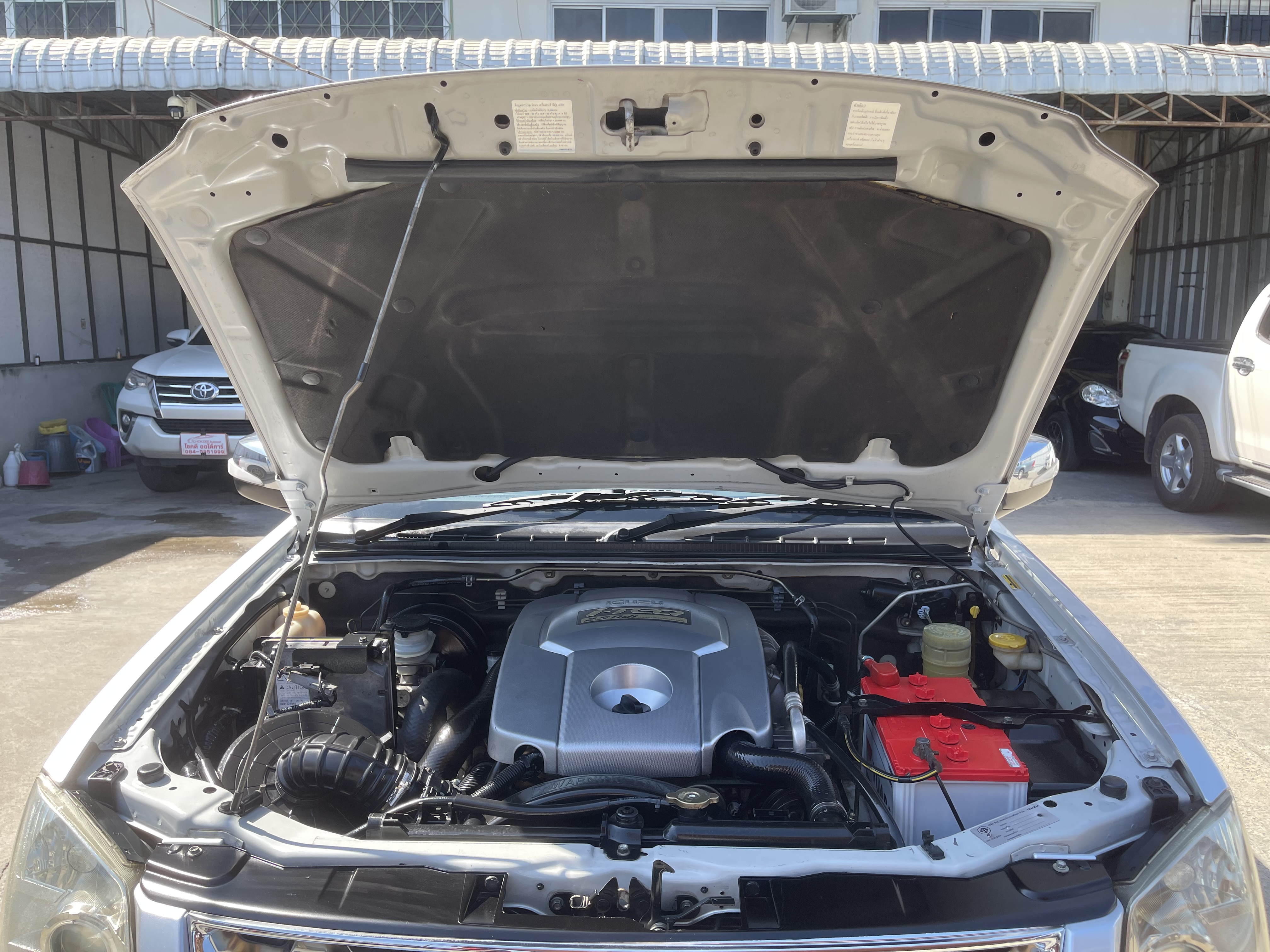 Isuzu Dmax Cab SLX 2.5 2010 เงิน