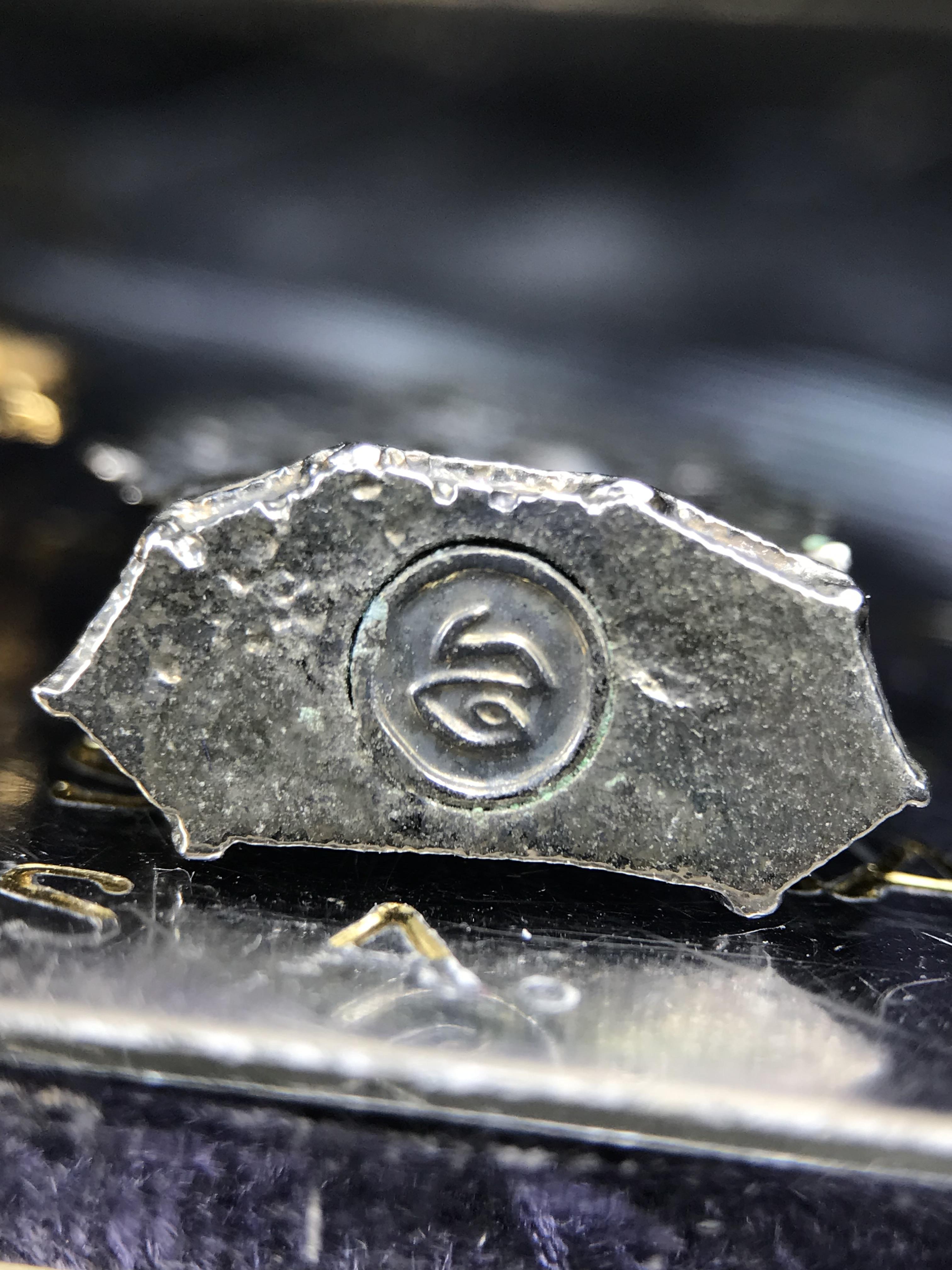 ชุดวัตถุมงคลพระพุทธมงคลรัตนภูมิพัฒนมหามุนี ภปร. วัดมงคลรัตนาราม วัดไทยในซานฟรานซิสโก สหรัฐอเมริกา ( Sanfrancisco USA.) ปี 2523(ชุดพิเศษกรรมการ 1 ชุด 5 รายการ)หายาก(พิธีใหญ่)หลวงปู่โต๊ะ วัดประดู่ฉิมพลี พร้อมเกจิอาจารย์ในยุคอีก ๑๐๘ รูปนั่งปรกอธิษฐานจิต