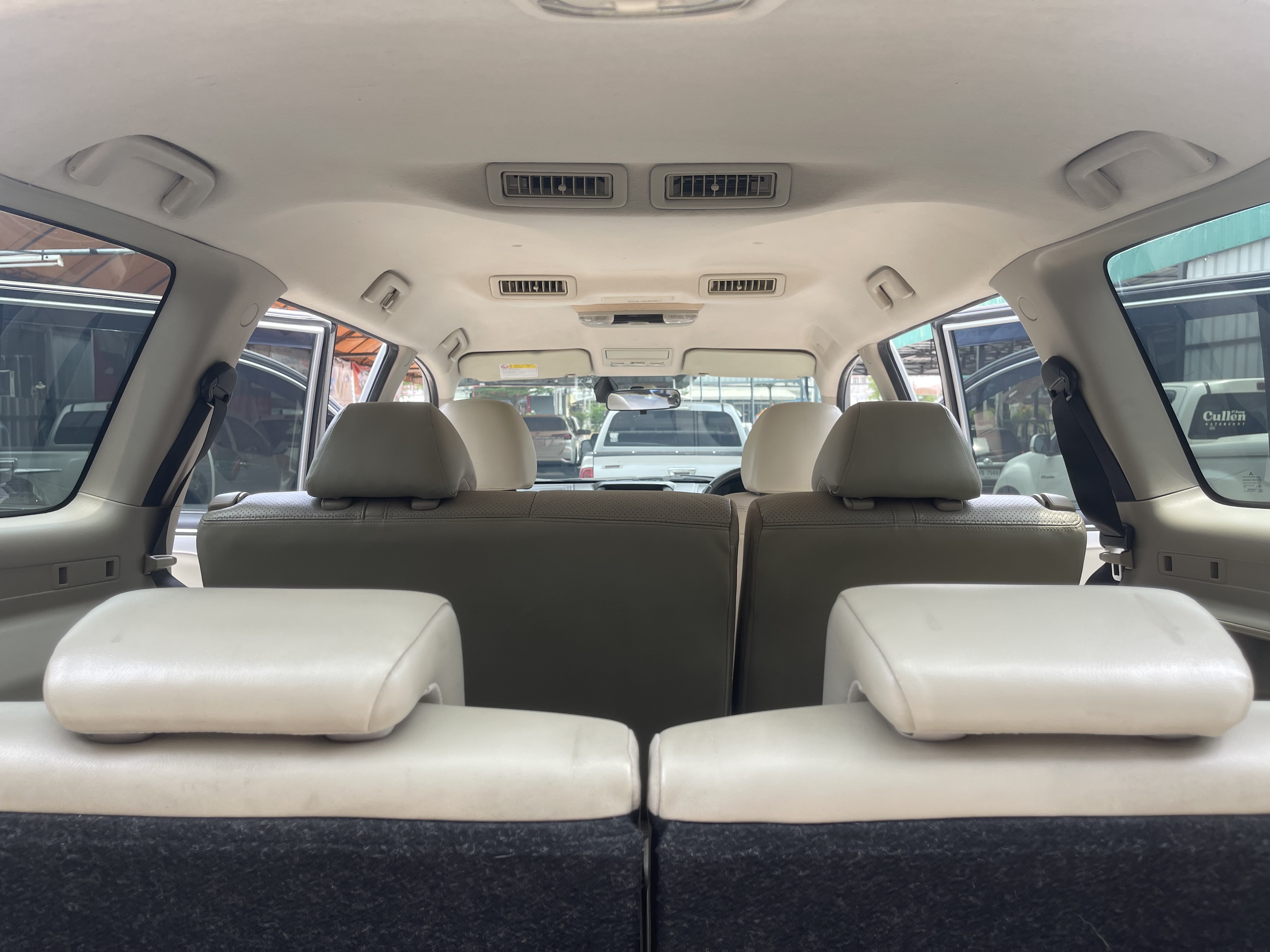 Mitsubishi Pajero Sport 2.5 GT 2WD At 2012 เงิน