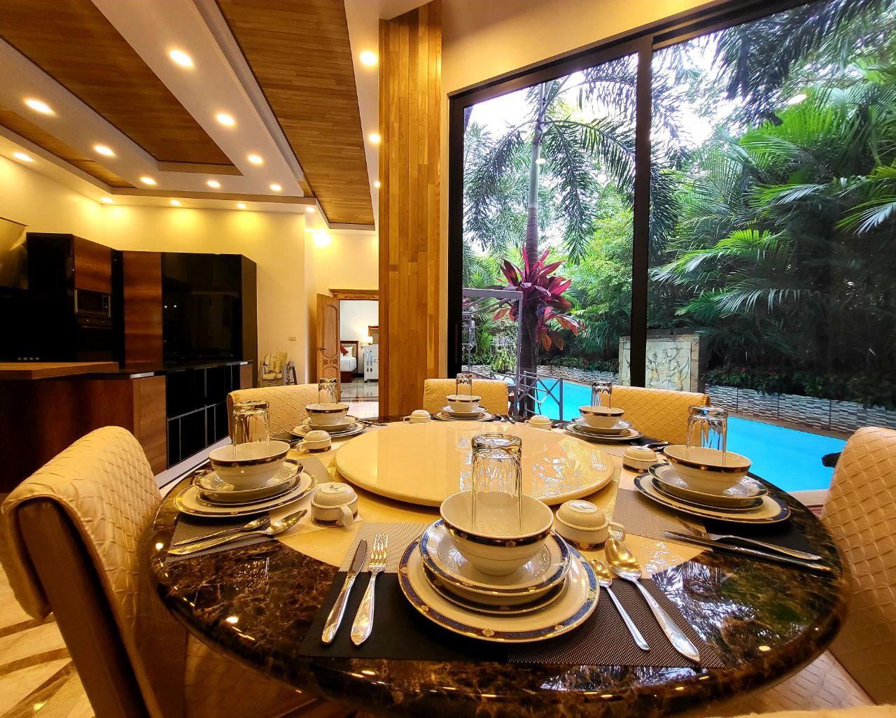 For Rent : Rawai, Naiharn Private Pool Villa, 3 bedrooms 4 Bathrooms