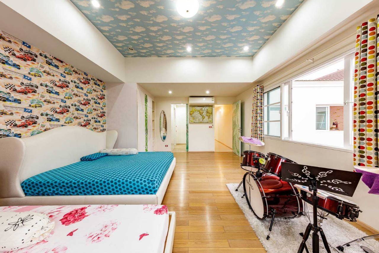 For Sale : Phuket Boat lagoon 4 Bedrooms 4 Bathrooms 163 SQ.W