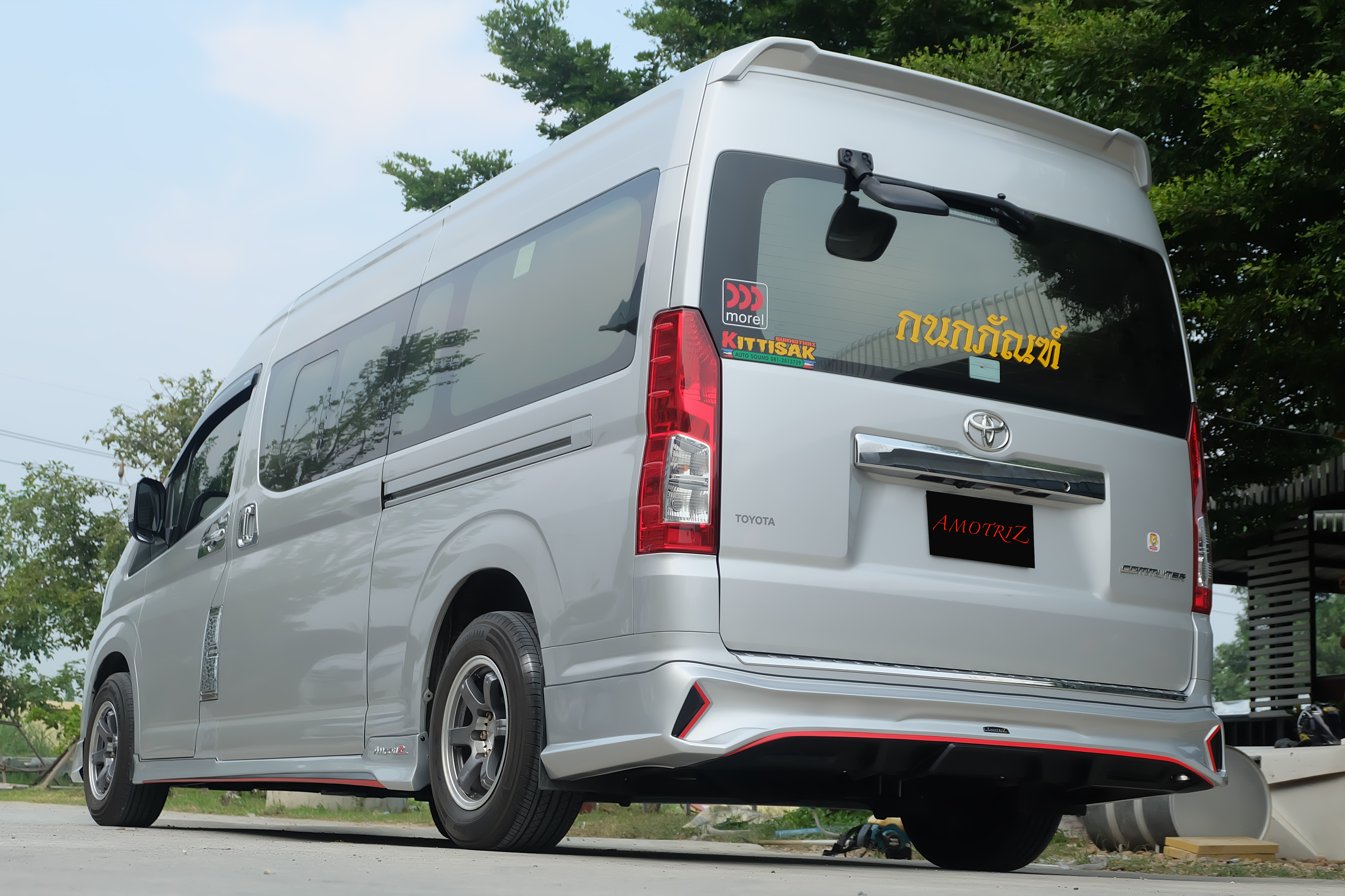 Toyota Commuter 2019 V.1 bodykits by Amoriz