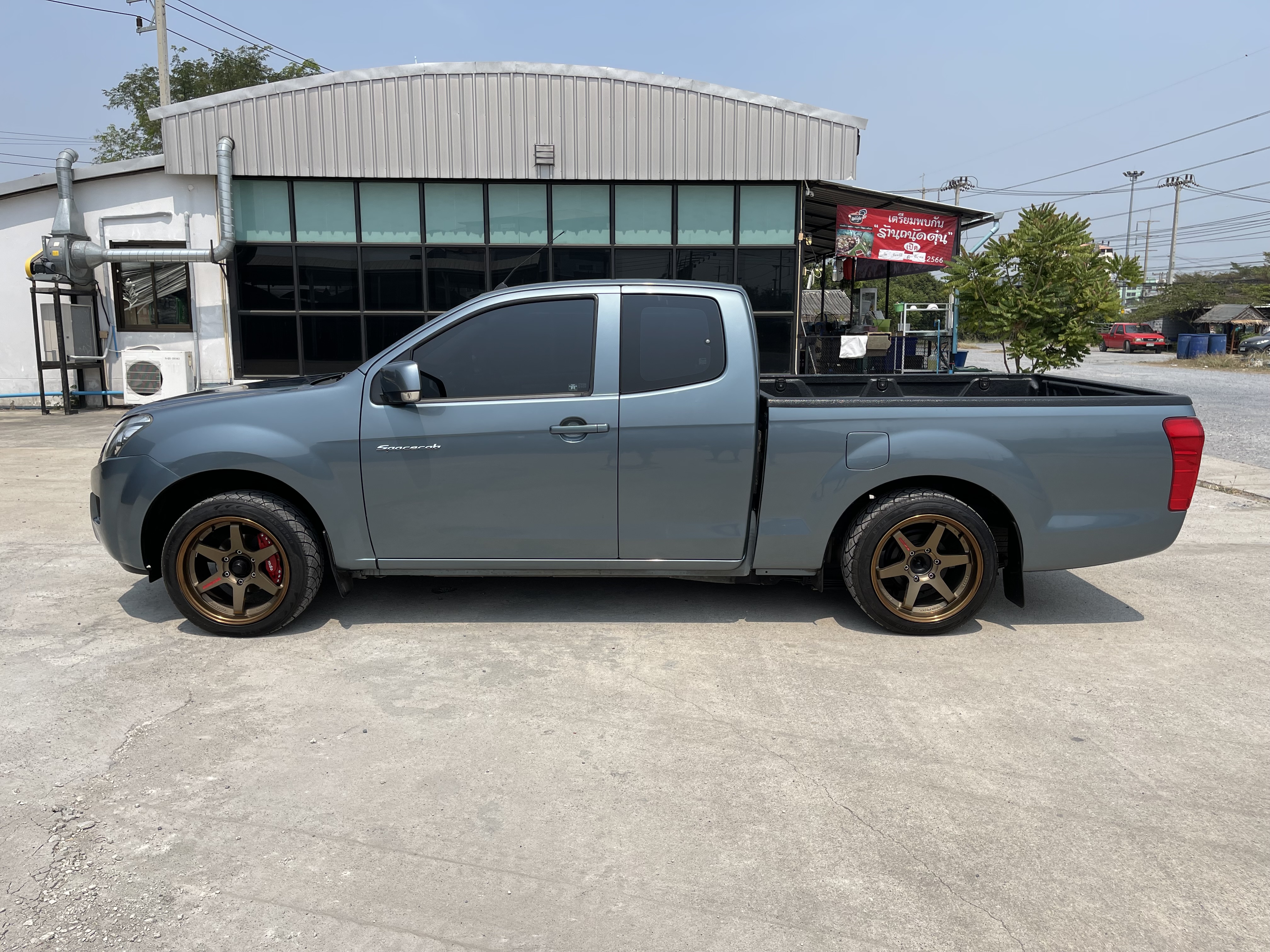 Isuzu Dmax All New Cab 2.5 Vgs Z 2013 เทา