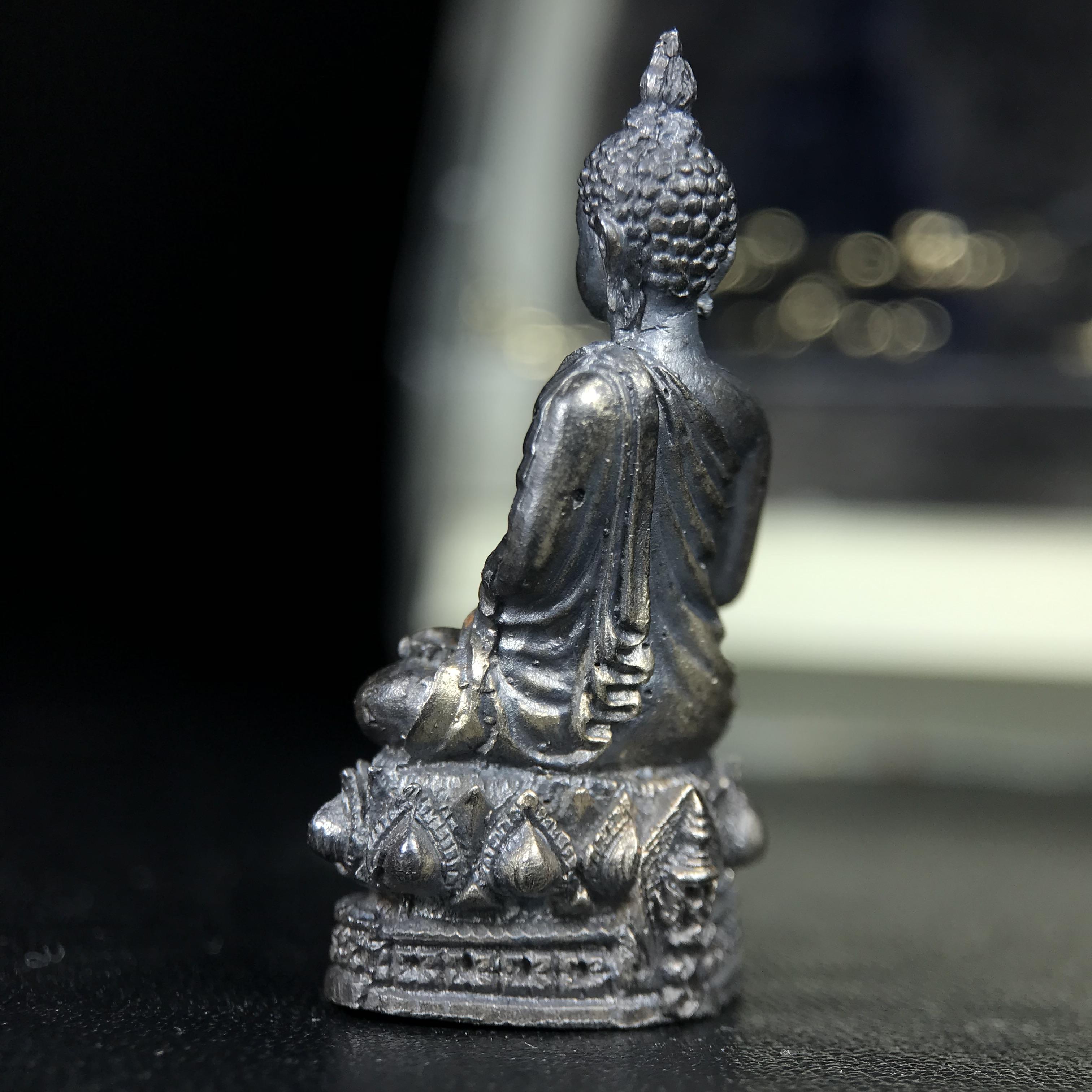 พระกริ่งพรหมรังสี อนุสรณ์ 190 ปี สมเด็จพระพุฒาจารย์ โต วัดอินทรวิหาร ปี2521 เนื้อเงิน(ผิวเดิมเข้มขลัง)พิธีมหาพุทธาภิเษกครั้งยิ่งใหญ่ พิธีสรรพสิทธิชัยไพรีพินาศมหามังคลาภิเษก หมายถึงฤกษ์การปลุกเสกที่เน้นด้านโชคลาภ มีชัยชนะต่อศัตรูการค้า การงาน(รุ่นนี้แนะนำ)