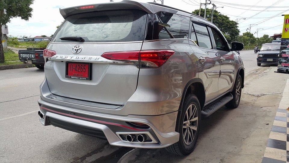 Toyota Fortuner 2016 Access body kits by Amotriz