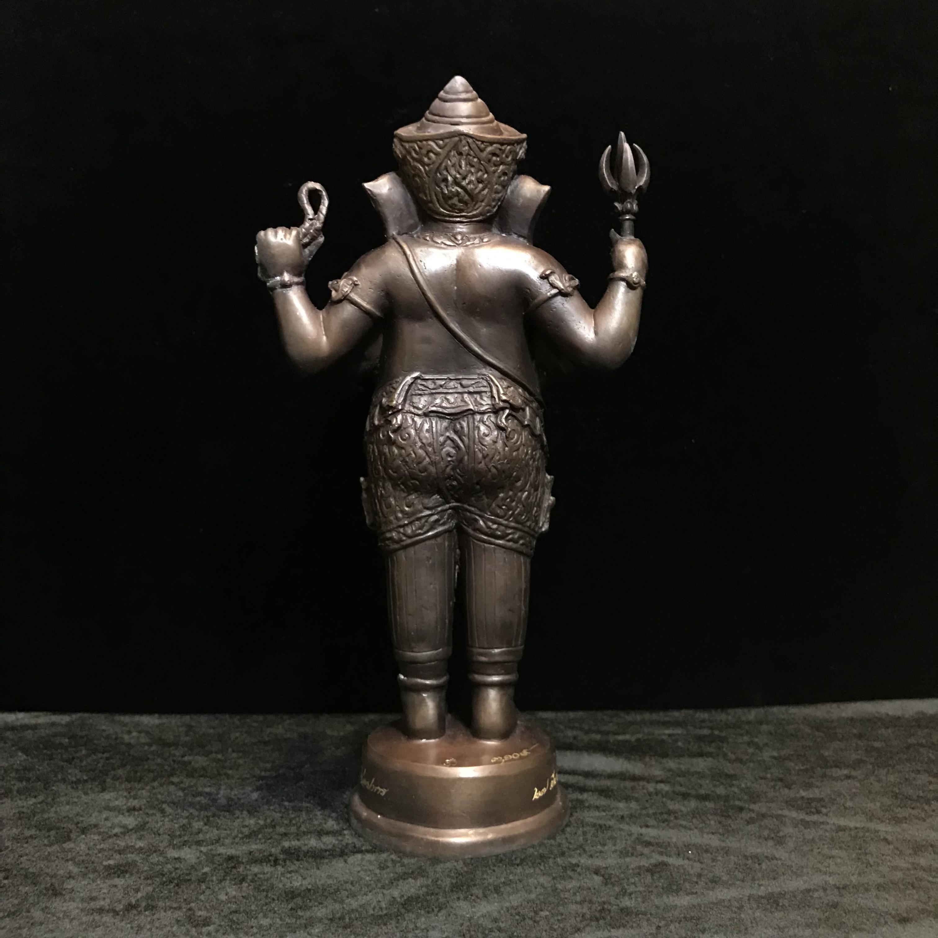 พระพิฆเนศ รุ่นครบรอบ100 ปี กรมศิลปากร ปี2556 ขนาดบูชา ปางประทานพร(องค์ยืน)สูง 10 นิ้วครึ่ง No.3109