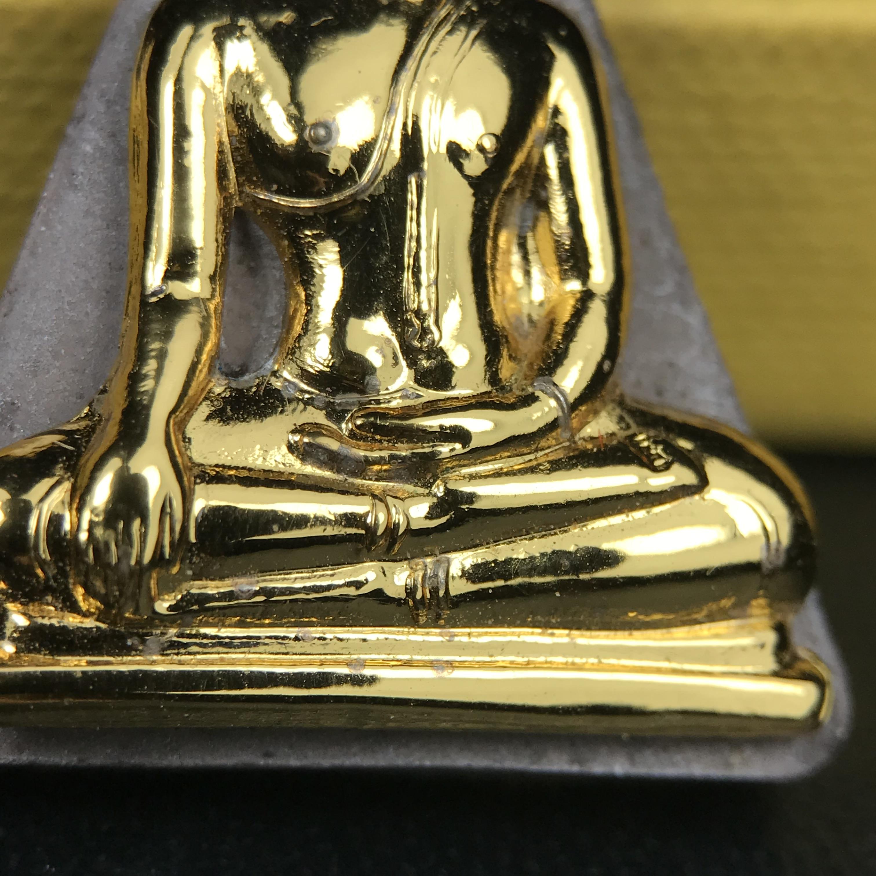 พระพุทธมหาสุวรรณปฏิมากร (หลวงพ่อทองคำ) หลังตรามหามงคลเฉลิมพระชนมพรรษา 80 พรรษา รัชกาลที่9 วัดไตรมิตรวิทยาราม กรุงเทพฯ ปี 2550 พระพิมพ์หน้าทองคำ(หายาก 1 ใน 999 องค์)