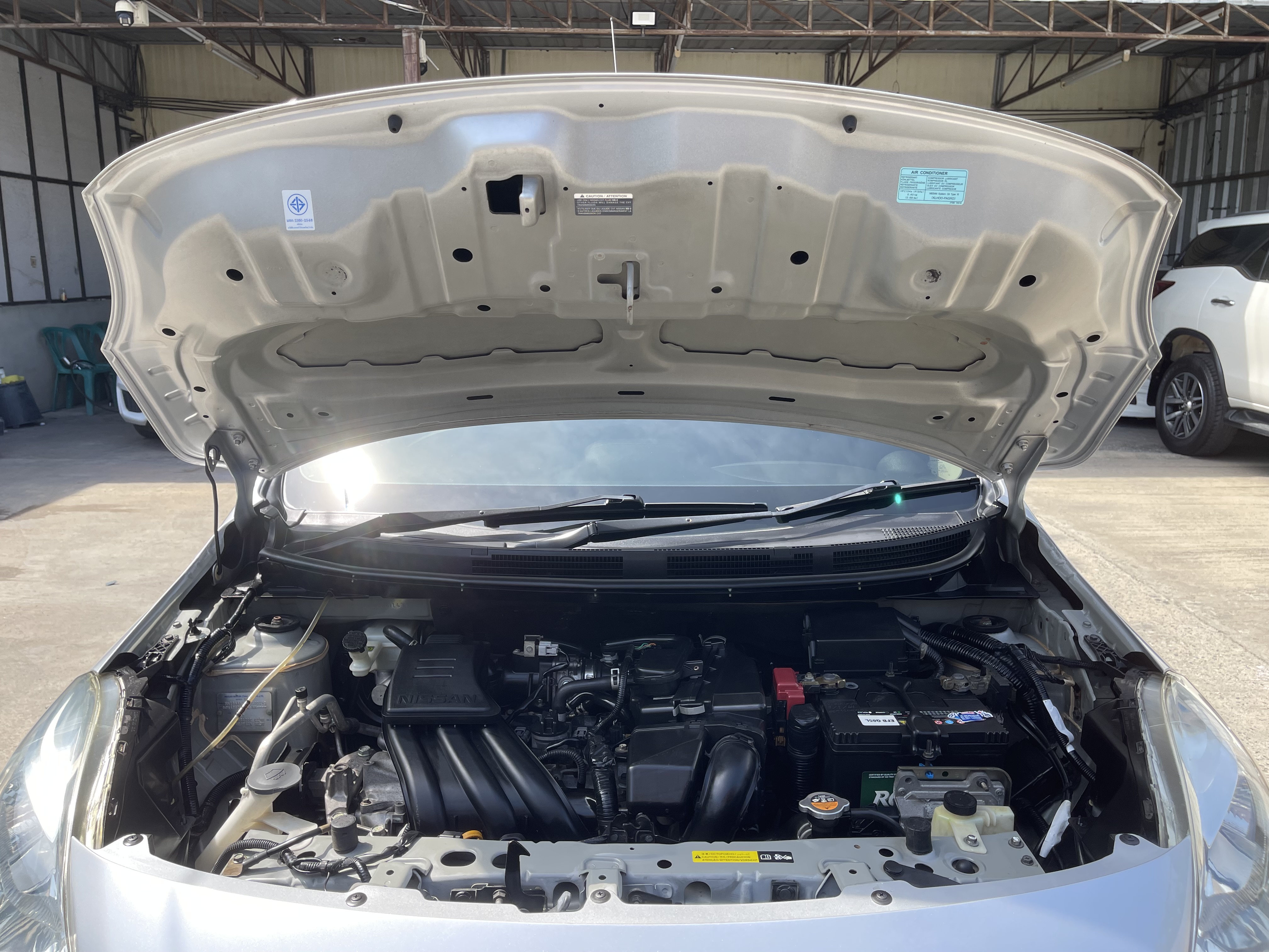 Nissan Almera 1.2 VL At 2012 เงิน