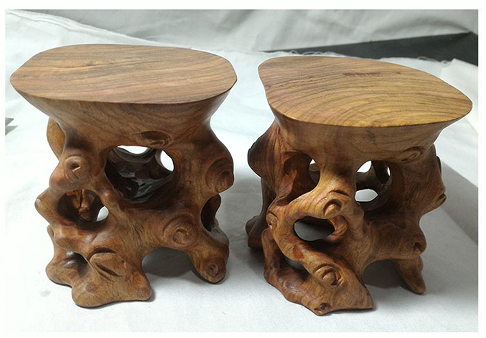 ฐานหรือกี๋ไม้สไตล์จีน ทรงรากไม้ อันละ