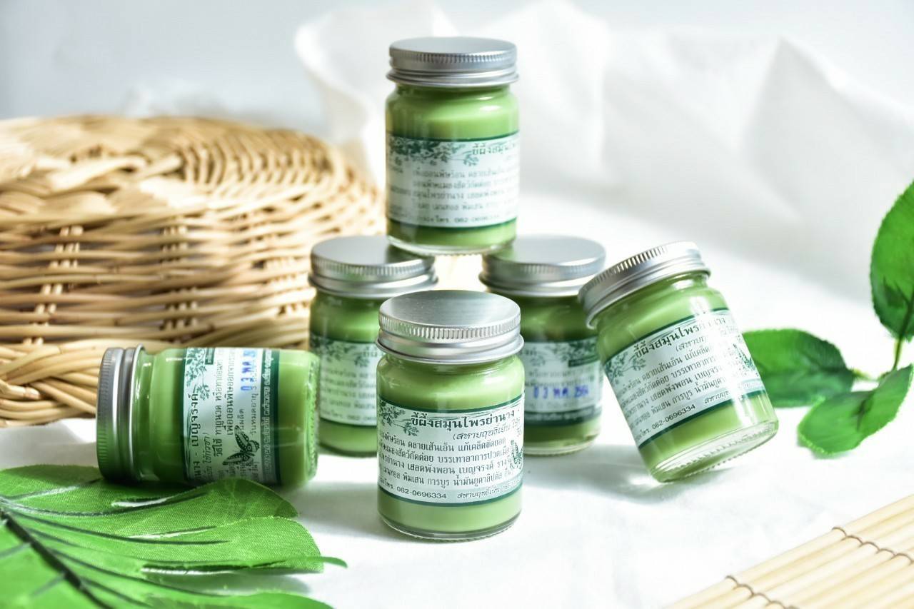 ขี้ผึ้งย่านาง 60 กรัม ( สหายฤทธิ์เย็น )