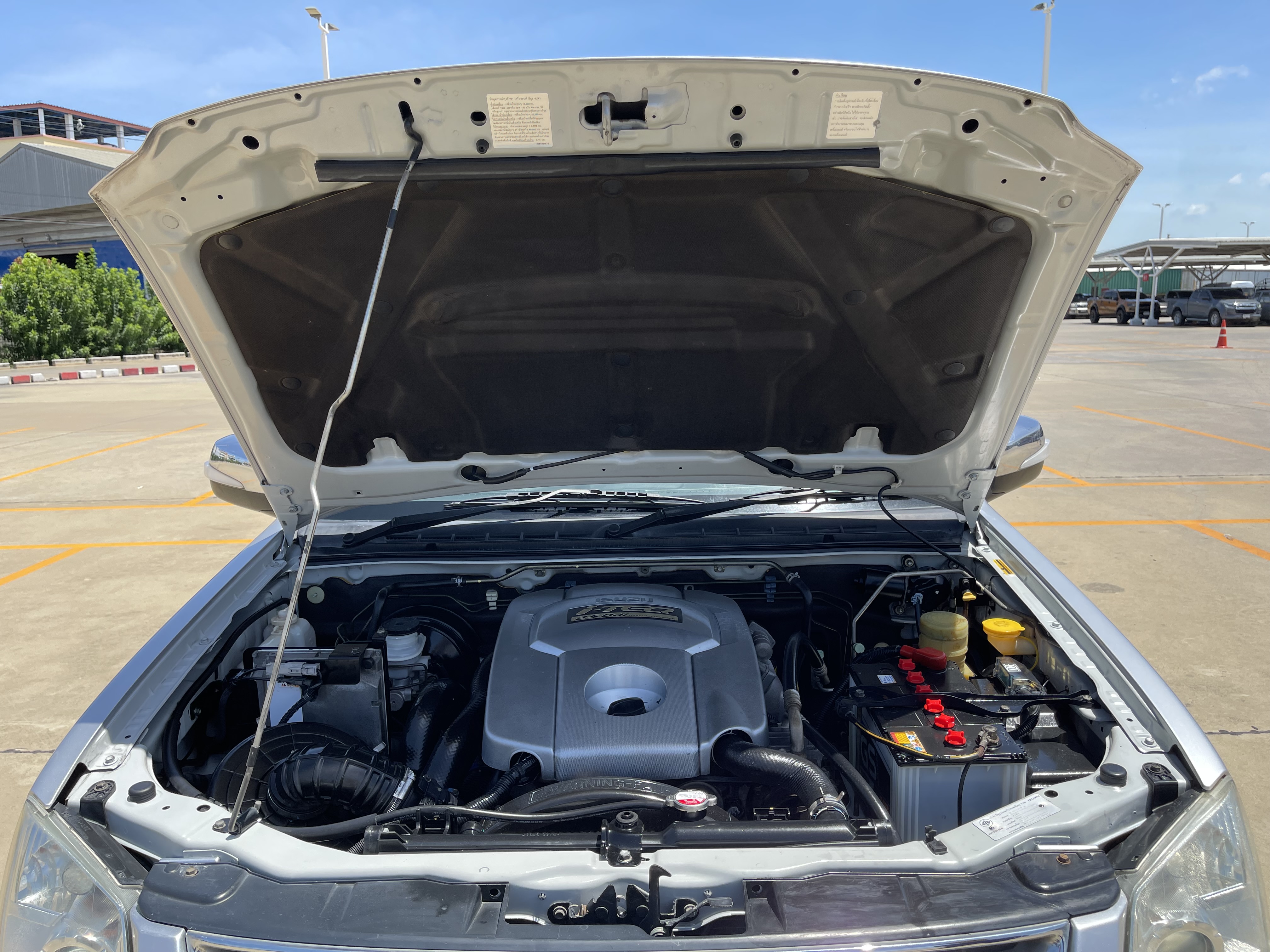 Isuzu Dmax Cab SLX 2.5 2010 เงิน