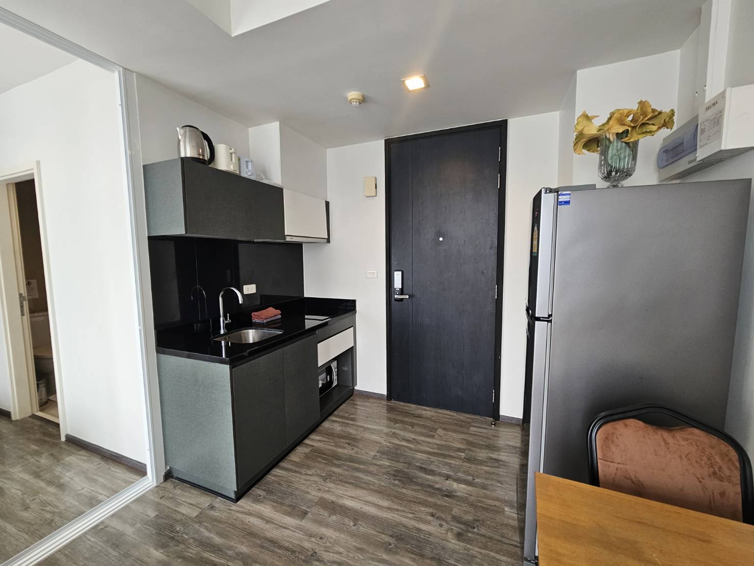 For Rent : Patong, The Deck Condominium, 1 Bedroom 1 Bathroom, 6th flr.