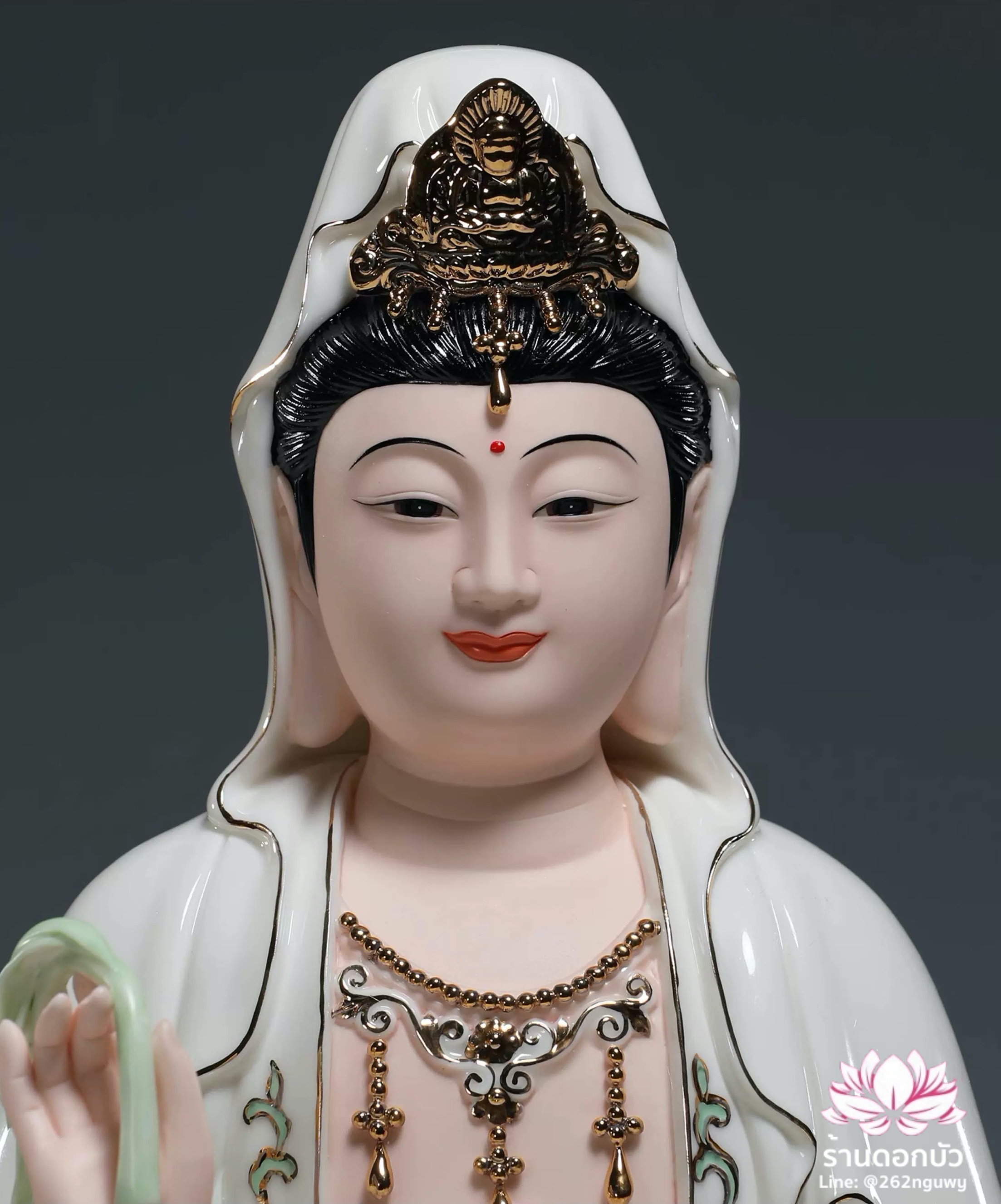 พระโพธิสัตว์กวนอิม พระแม่กวนอิมปางประทานพร ประทับนั่งดอกบัวลอยเหนือน้ำ งานกระเบื้องฮกเกี้ยน ขนาด 12/14/16/18/20 นิ้ว