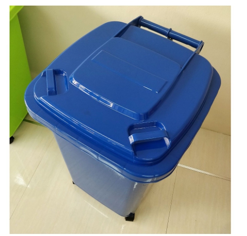 ถังขยะ 60 ลิตร ฝาเรียบ มีล้อ