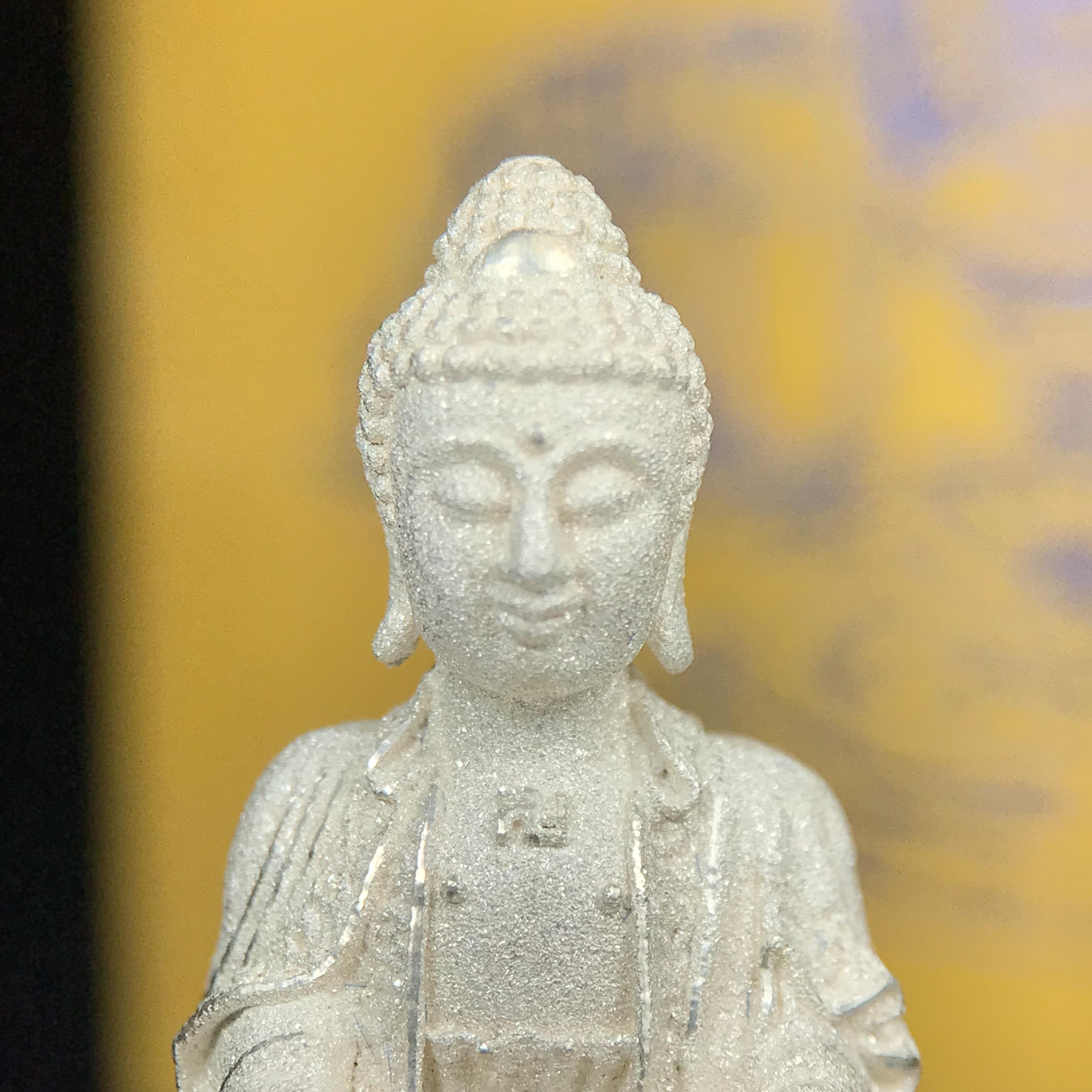 พระกริ่งจีน "ต้าเยิ่นถะ" ชุดกาญจนาภิเษกครองราชย์ 50 ปี วัดบวรนิเวศวิหาร ปี 2538 เนื้อเงินพ่นทรายขัดเงาบางส่วน 99.99% สูง 3.8 ซม. (คัดสภาพสวยเดิม พิธีใหญ่ พุทธศิลป์งดงาม) สภาพสวยเดิมพร้อมกล่องบรรจุเดิม ตอกโค๊ดหมายเลขกำกับ1 ใน 6001 องค์