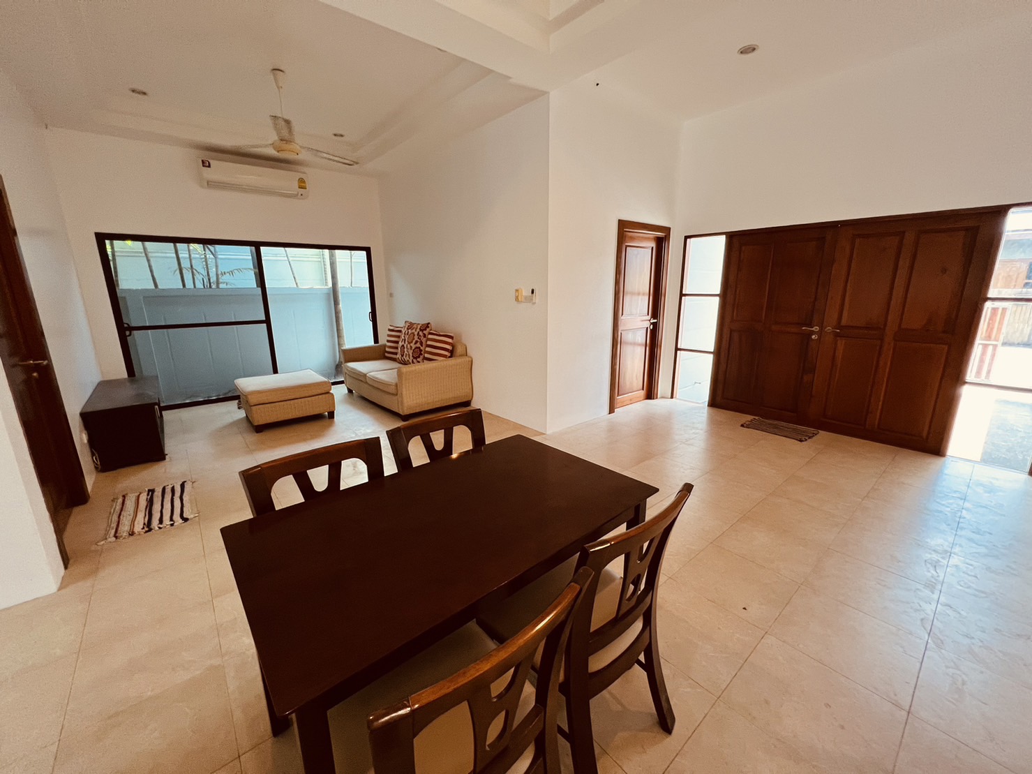 For Rent : Chalong, One-story semi-detached house, 3 bedrooms 2 bathrooms