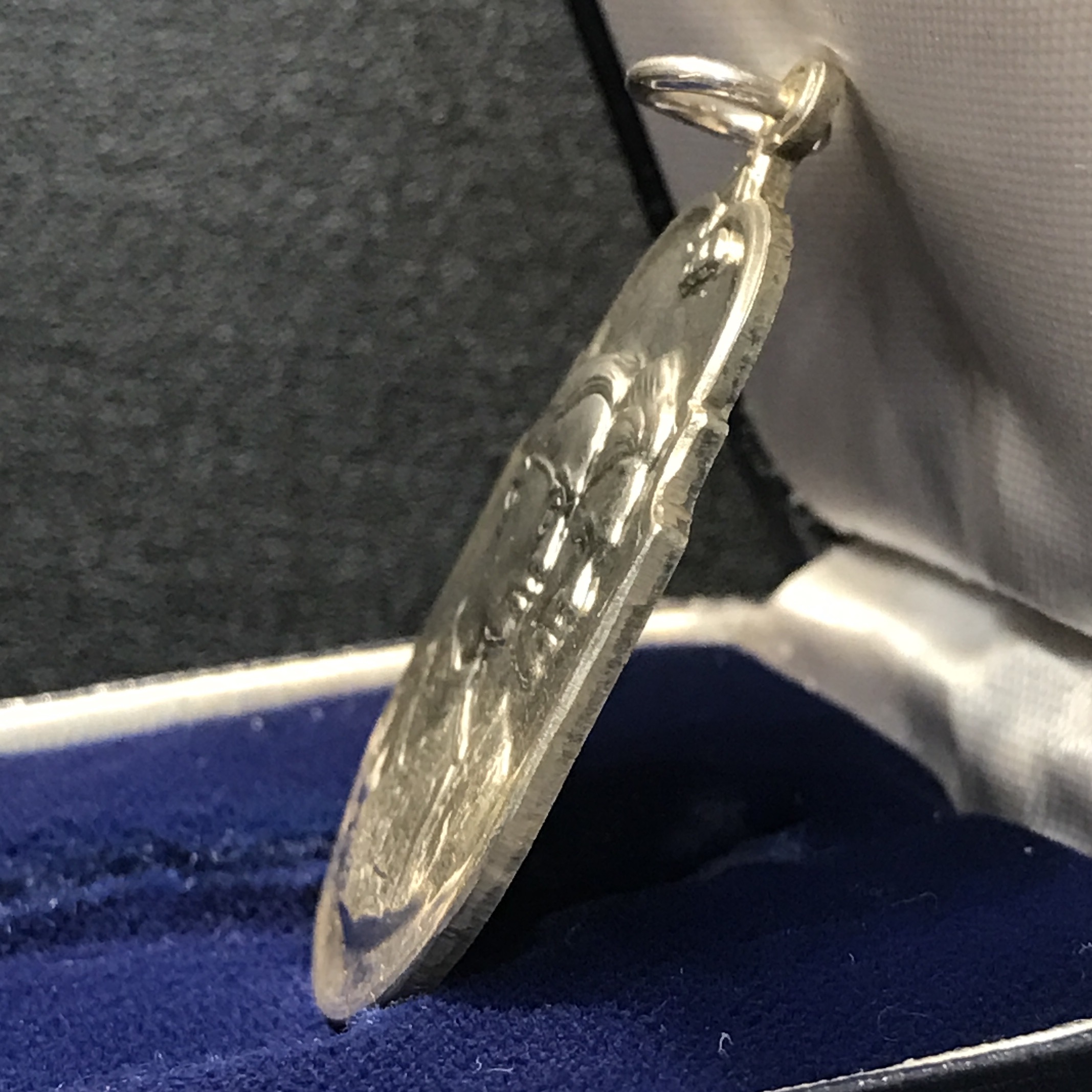 เหรียญสองพระองค์พระราชทาน ภปร. สก. เนื้อเงิน ปี2535 สภาพสวย พร้อมกล่องเดิมๆ หายาก