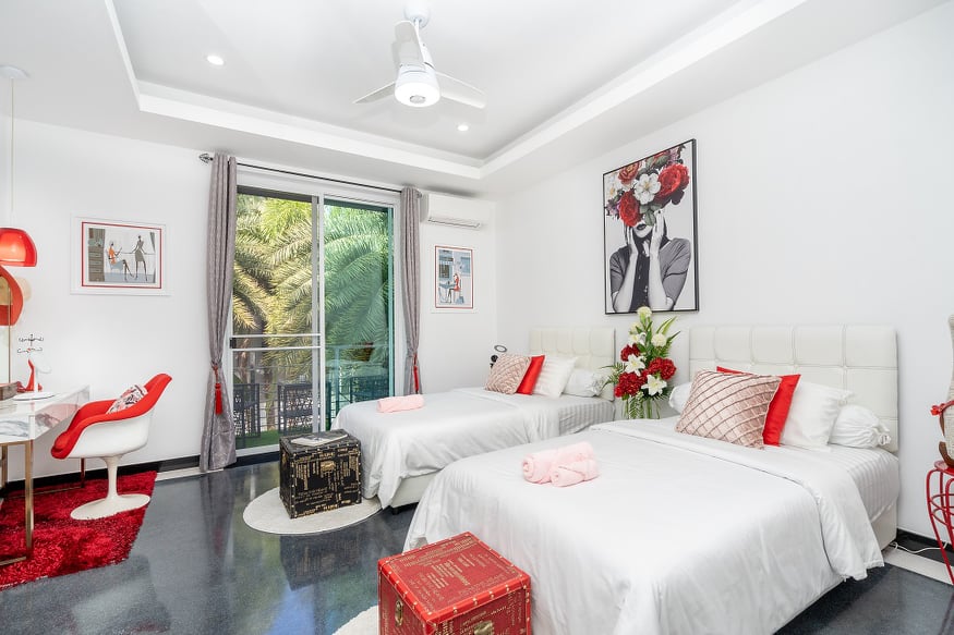 For Sales : Rawai, Luxury Private Pool Villa, 7 bedrooms 7.5 bathrooms, 450 sqm.