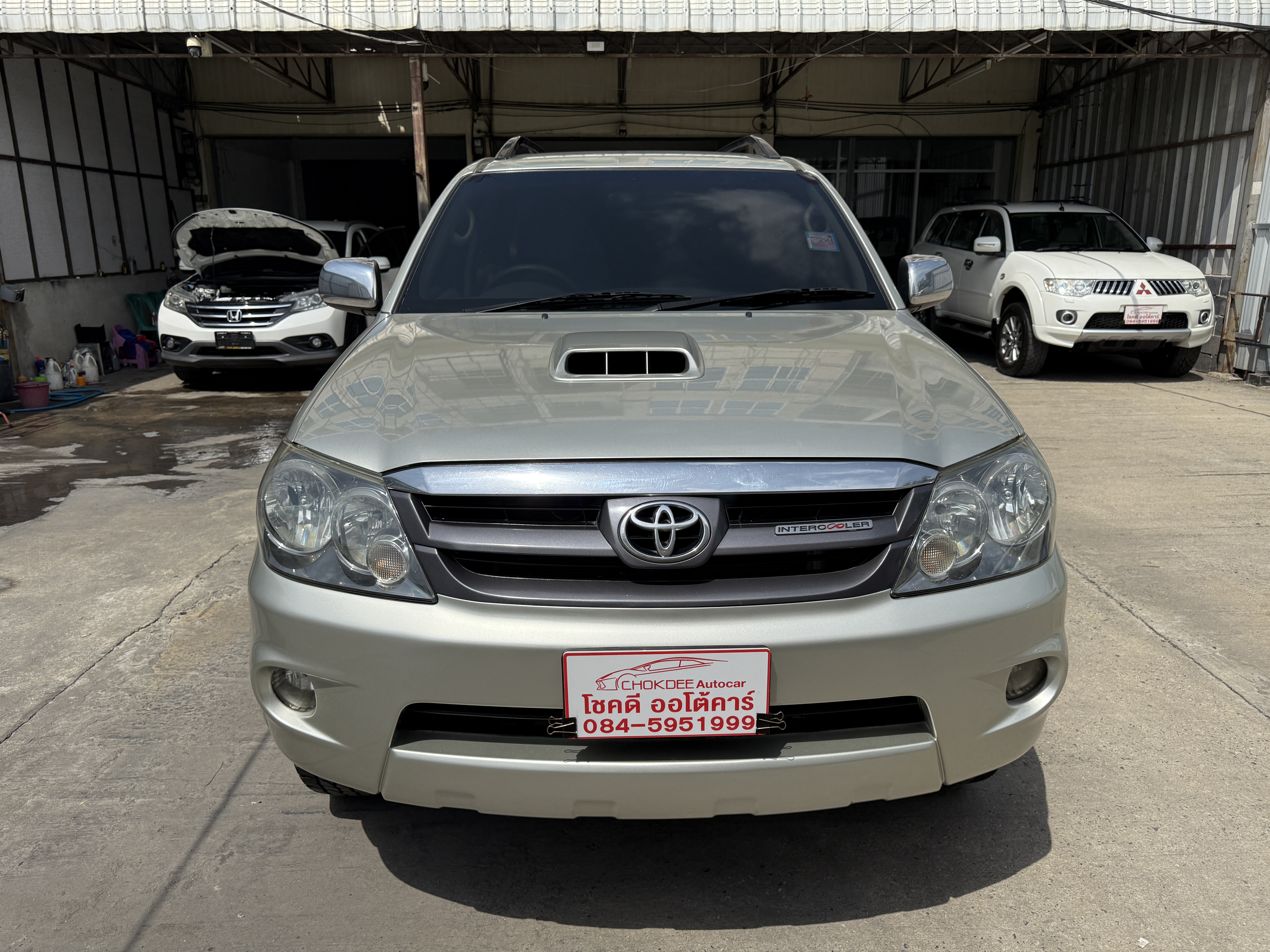 Toyota Fortuner 3.0 V 4WD At 2007 เงิน