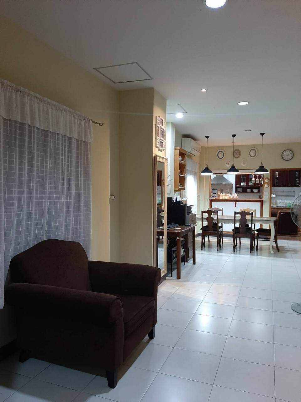 For Rent : Wichit, 2-story townhome, 3 bedrooms 3 bathrooms