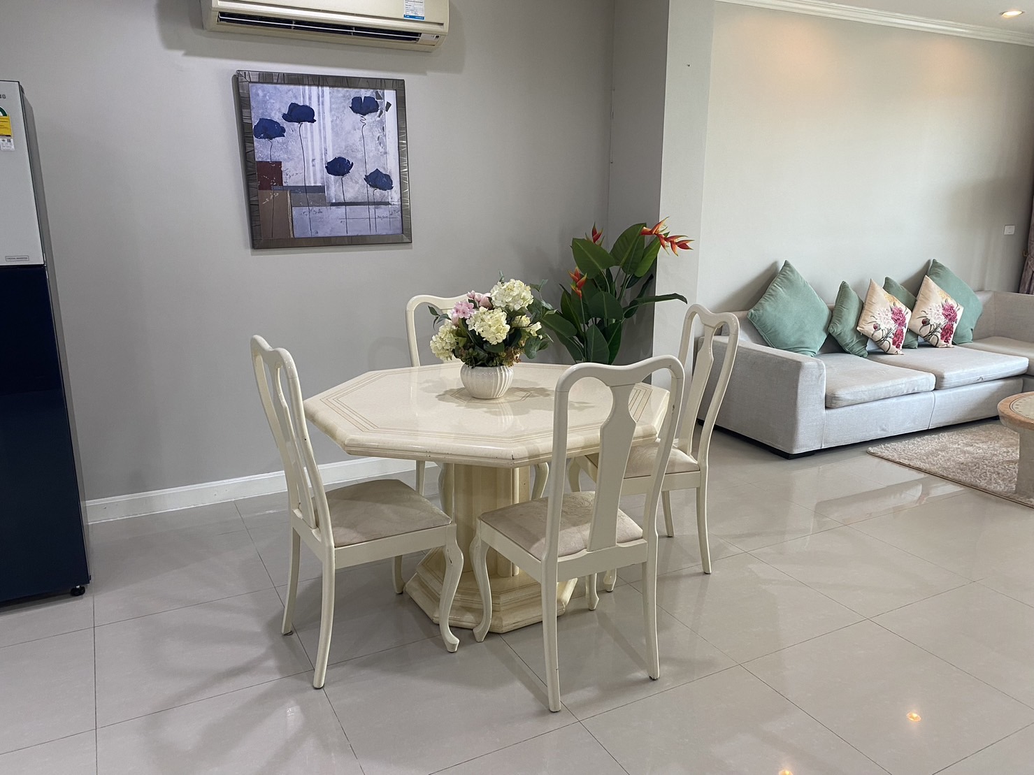 For Rent : Kathu, The Heritage Condo, 2 Bedroom 3 Bathroom, 2nd flr.