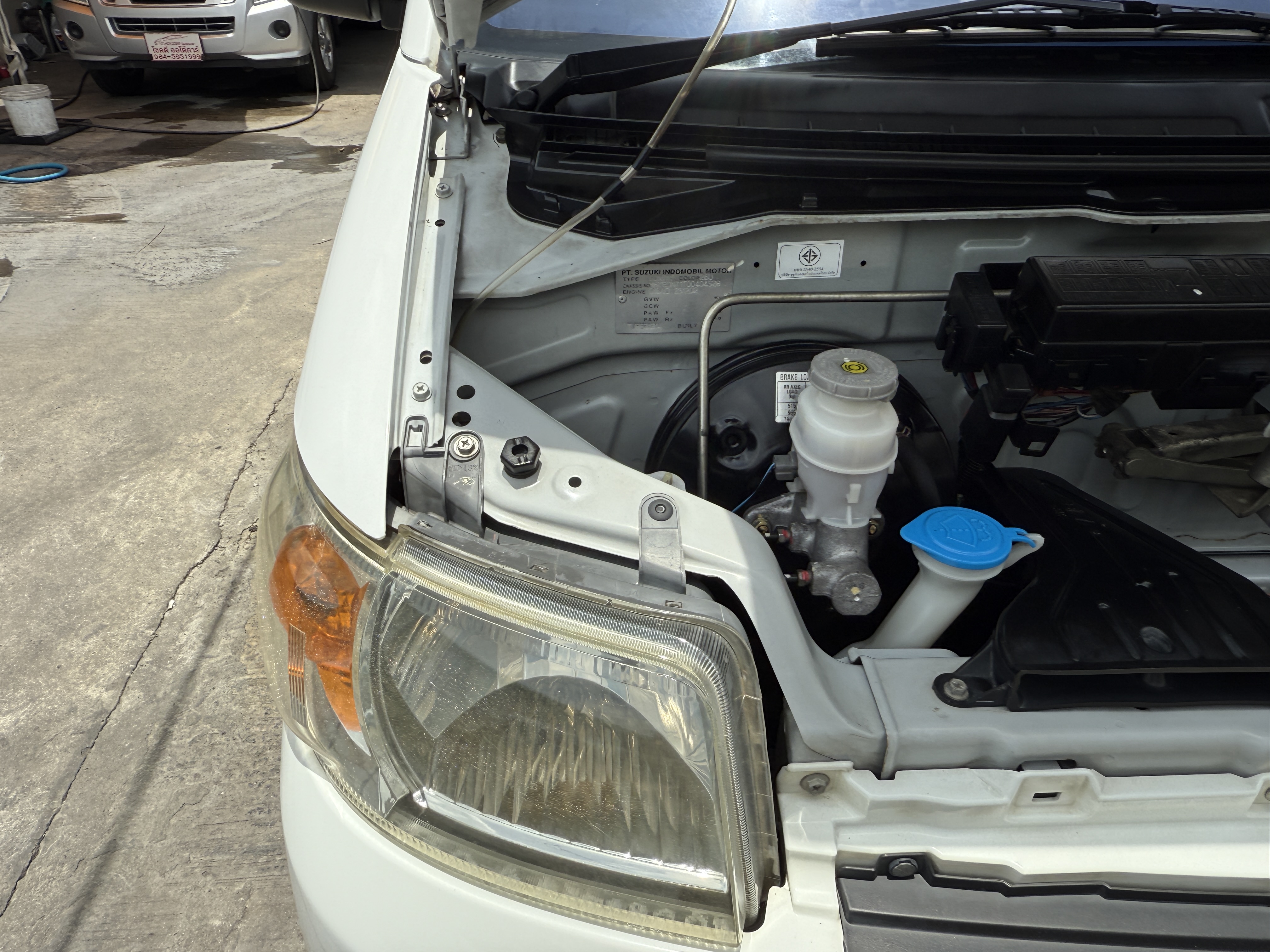 Suzuki Carry 1.6 2015 ขาว